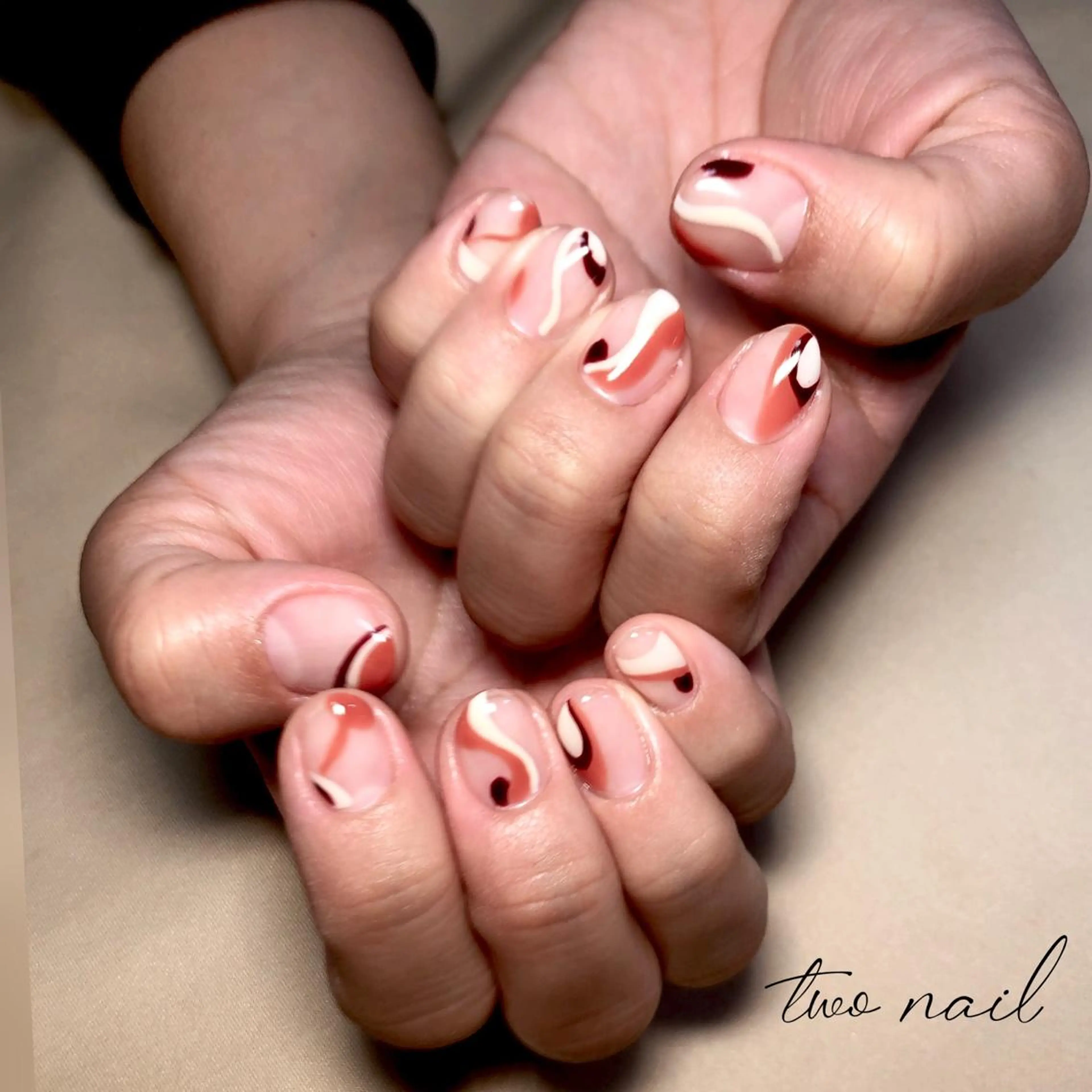 ネイル アートネイル フットネイル ハート ニュアンスネイル ホワイト two nailのネイルデザイン