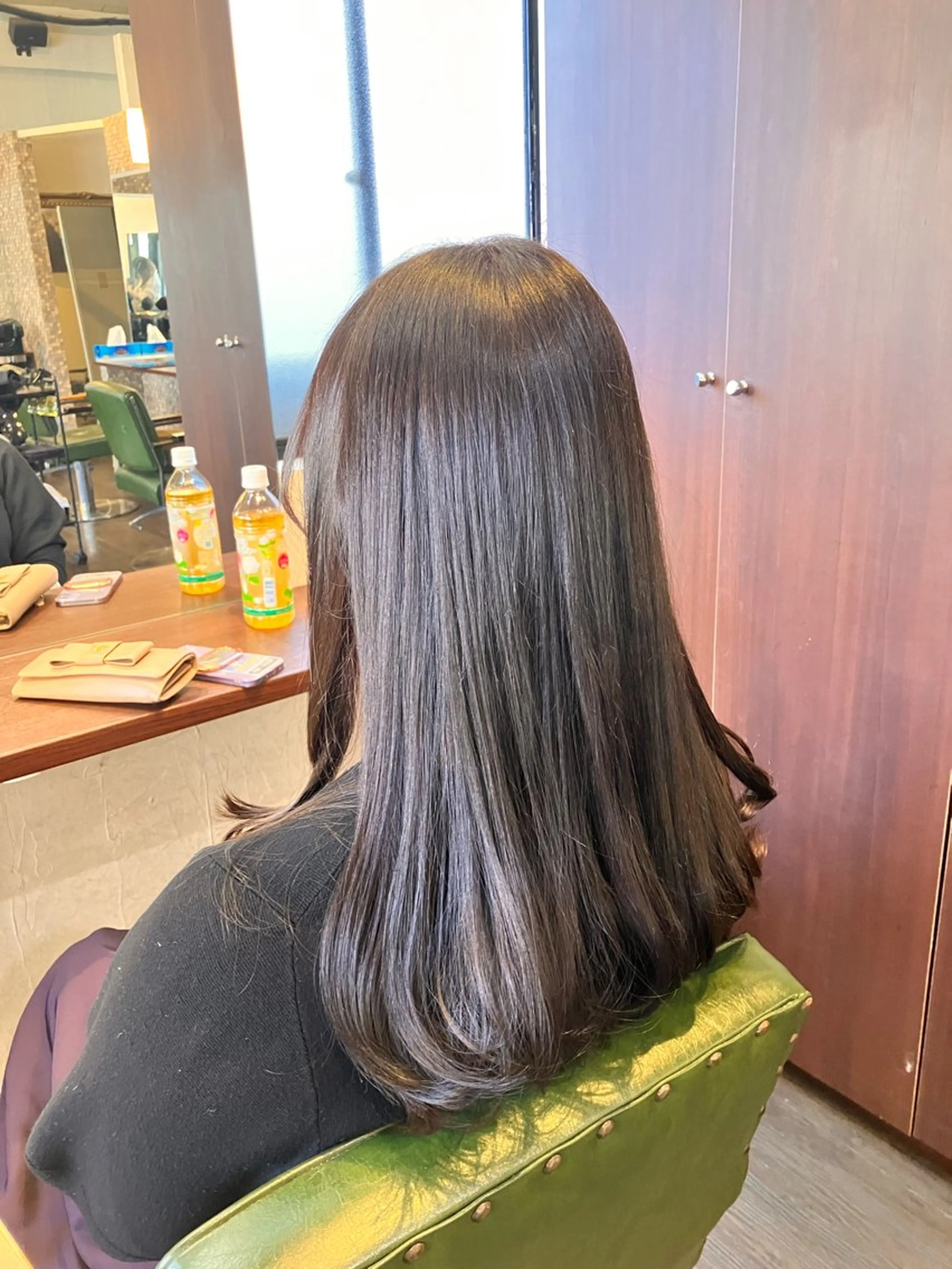 カラー lynn Moana moyuのヘアスタイル