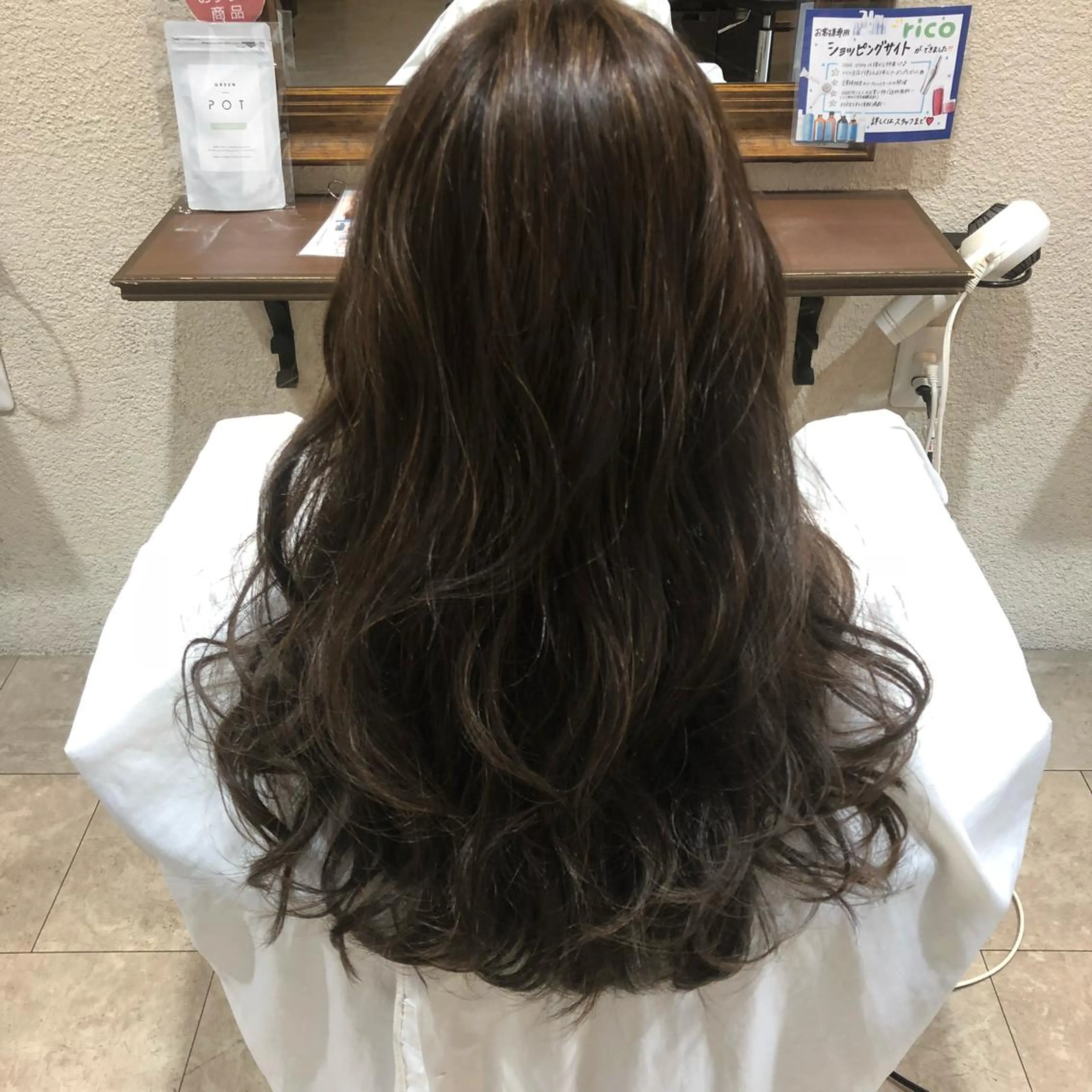 ロング HEARTS和田 ひかりのヘアスタイル