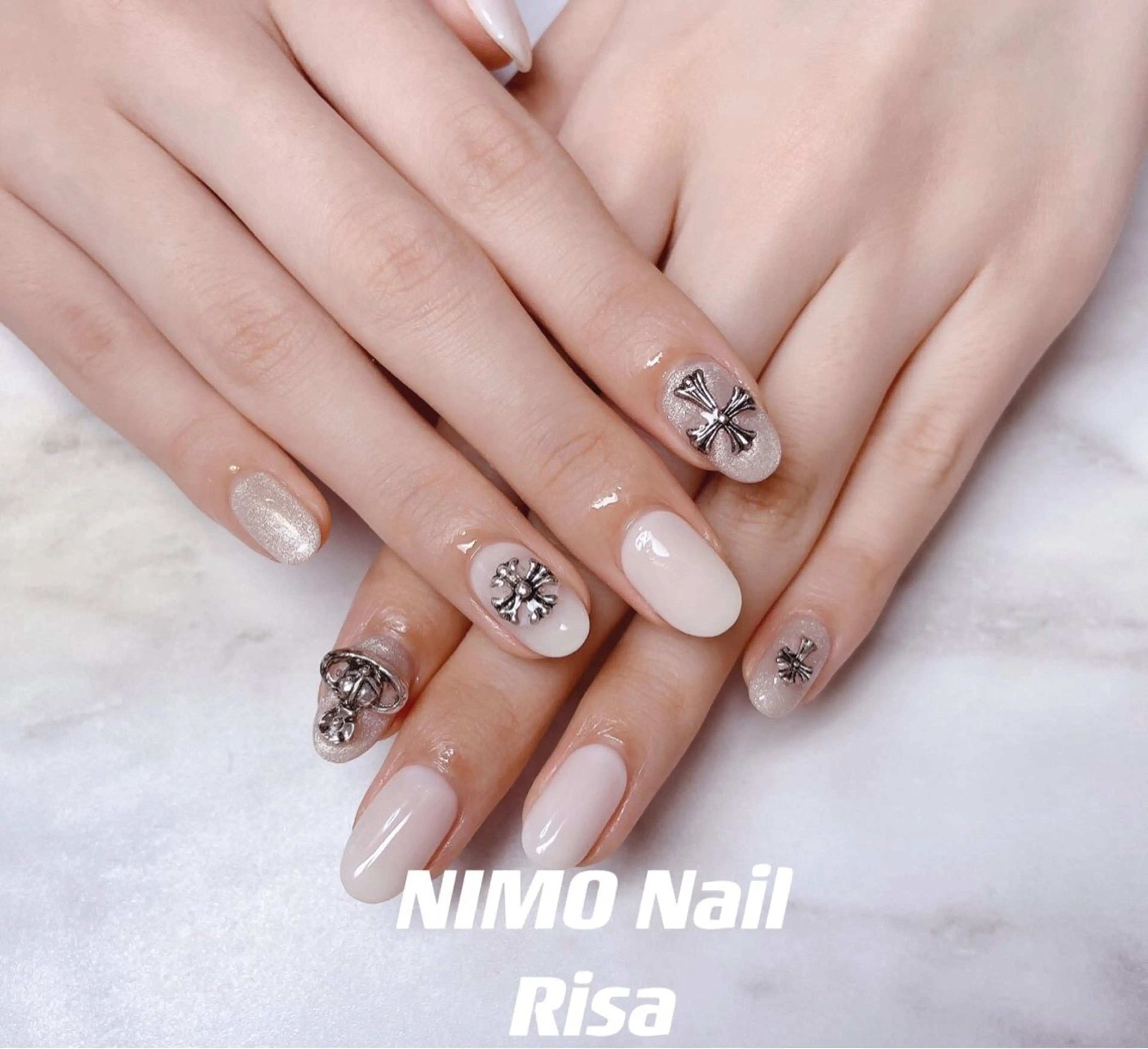 ネイル ハンドネイル RI SA☀️ リサのネイルデザイン