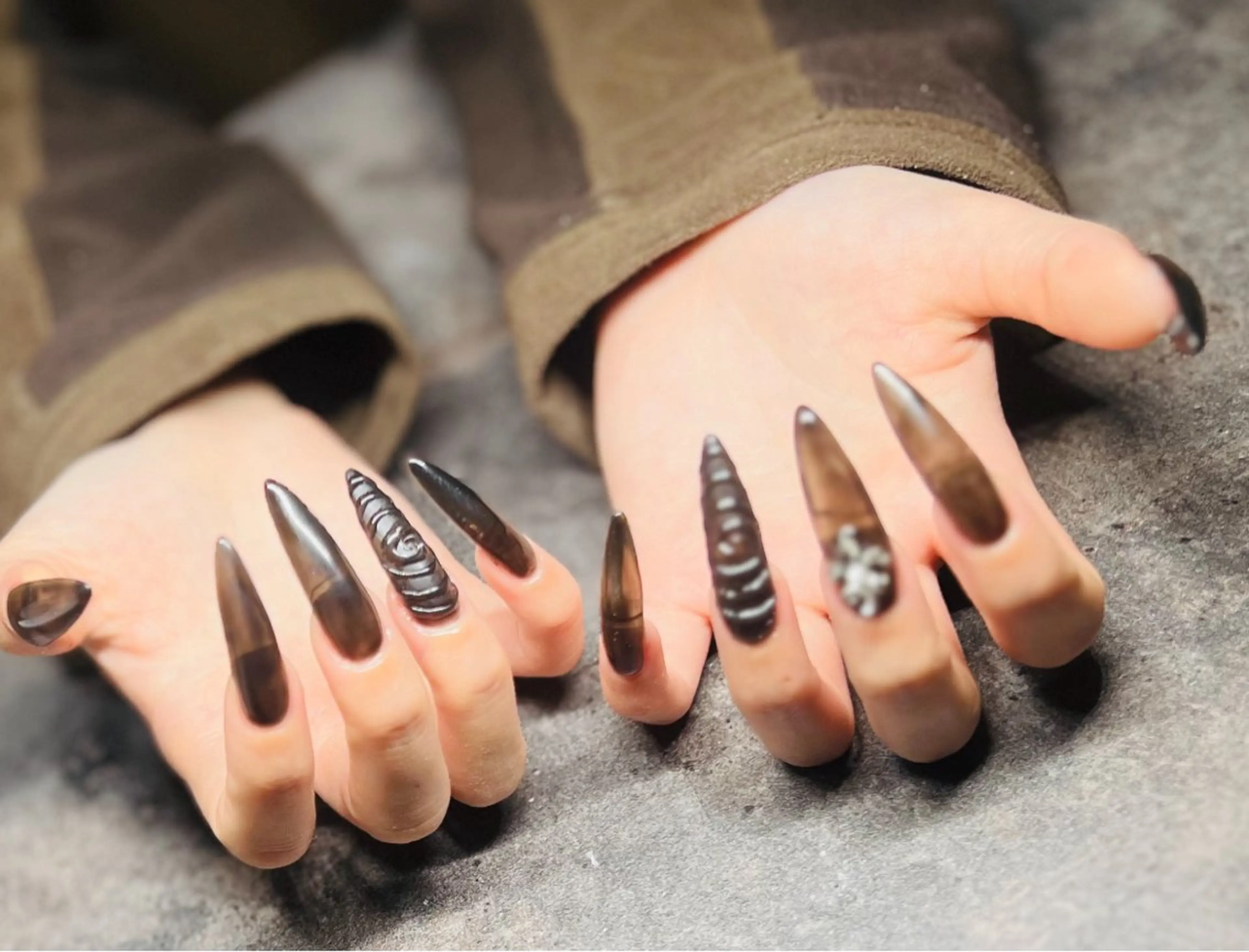 ネイル Laure‘a所属・Laure‘a MARIのネイルデザイン