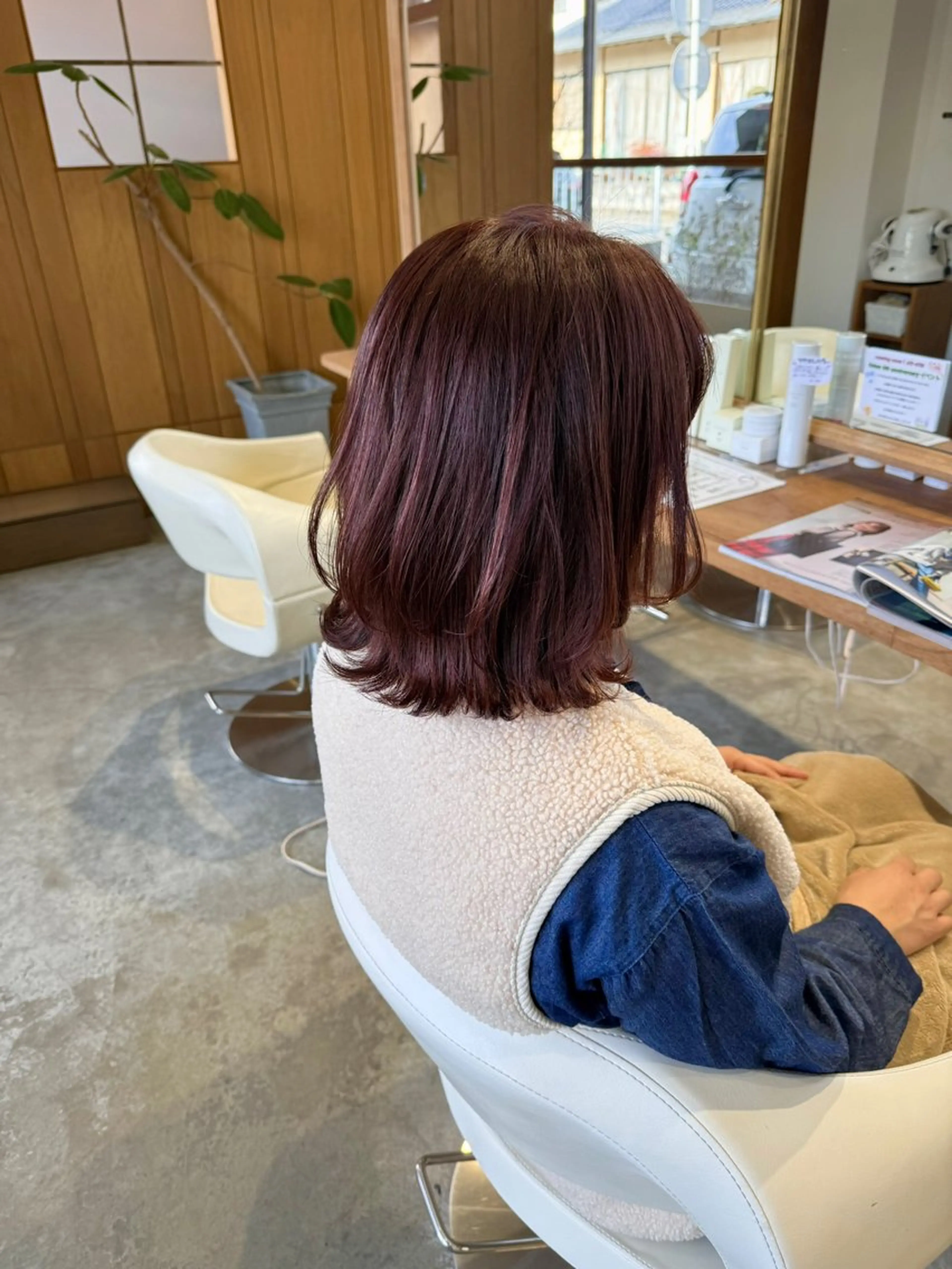 ミディアム カラー ミディアムレイヤー ベージュカラー ピンクカラー ピンクベージュ レイヤーカット WATANABE MISAKIのヘアスタイル