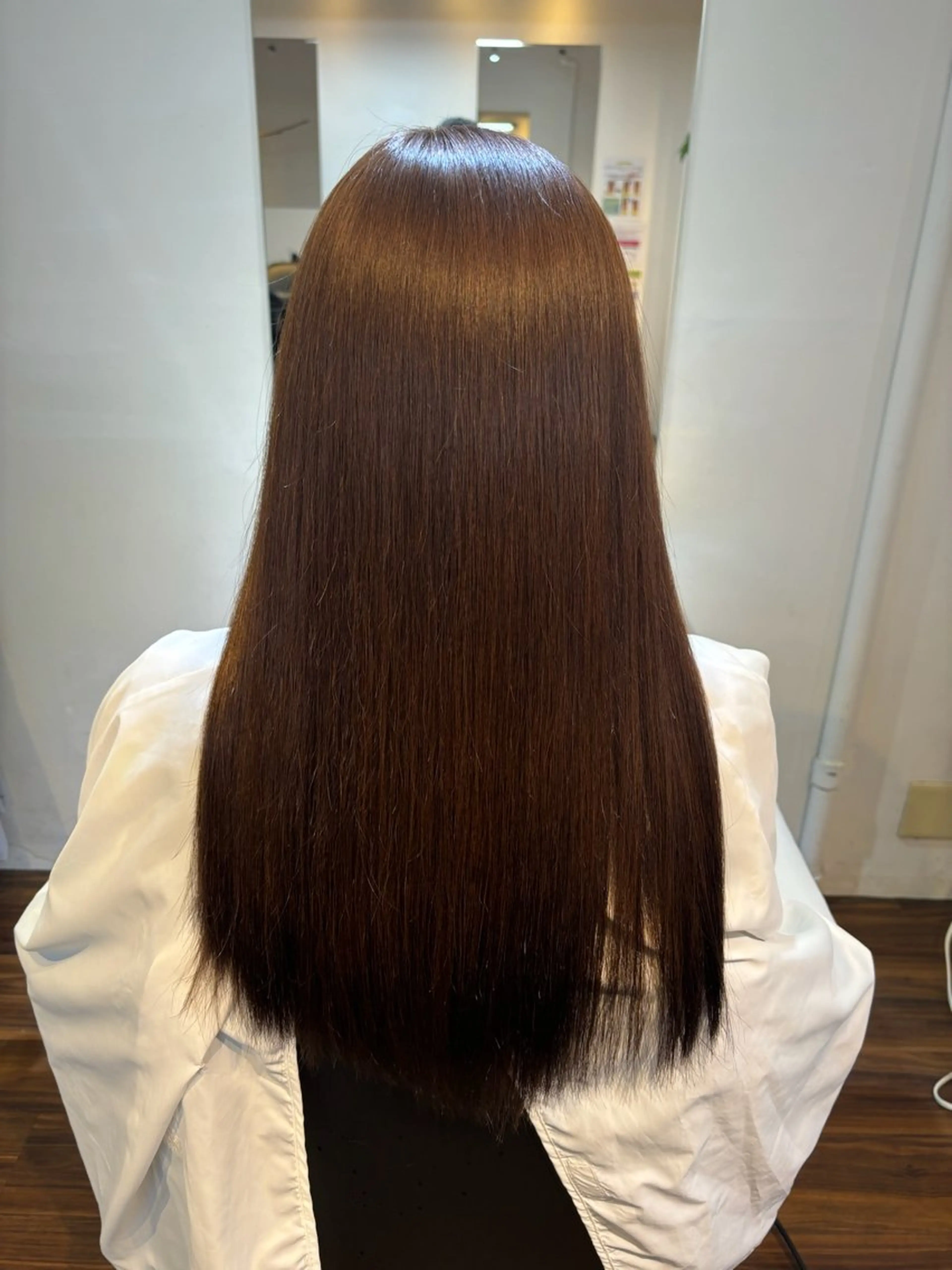 ロング カラー 山下 歩華のヘアスタイル