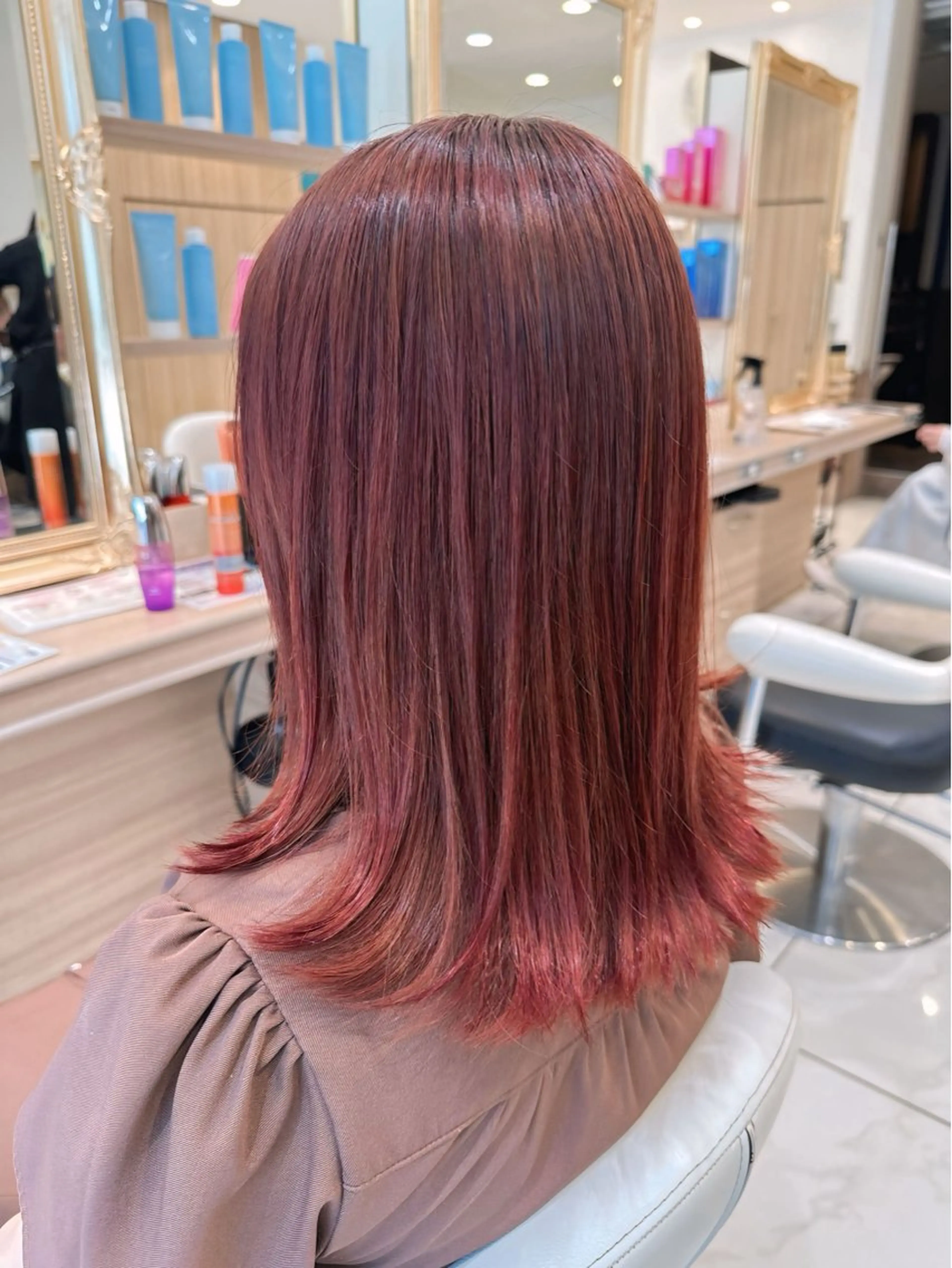 セミロング 🎀艶髪カラー🎀 Aiのヘアスタイル