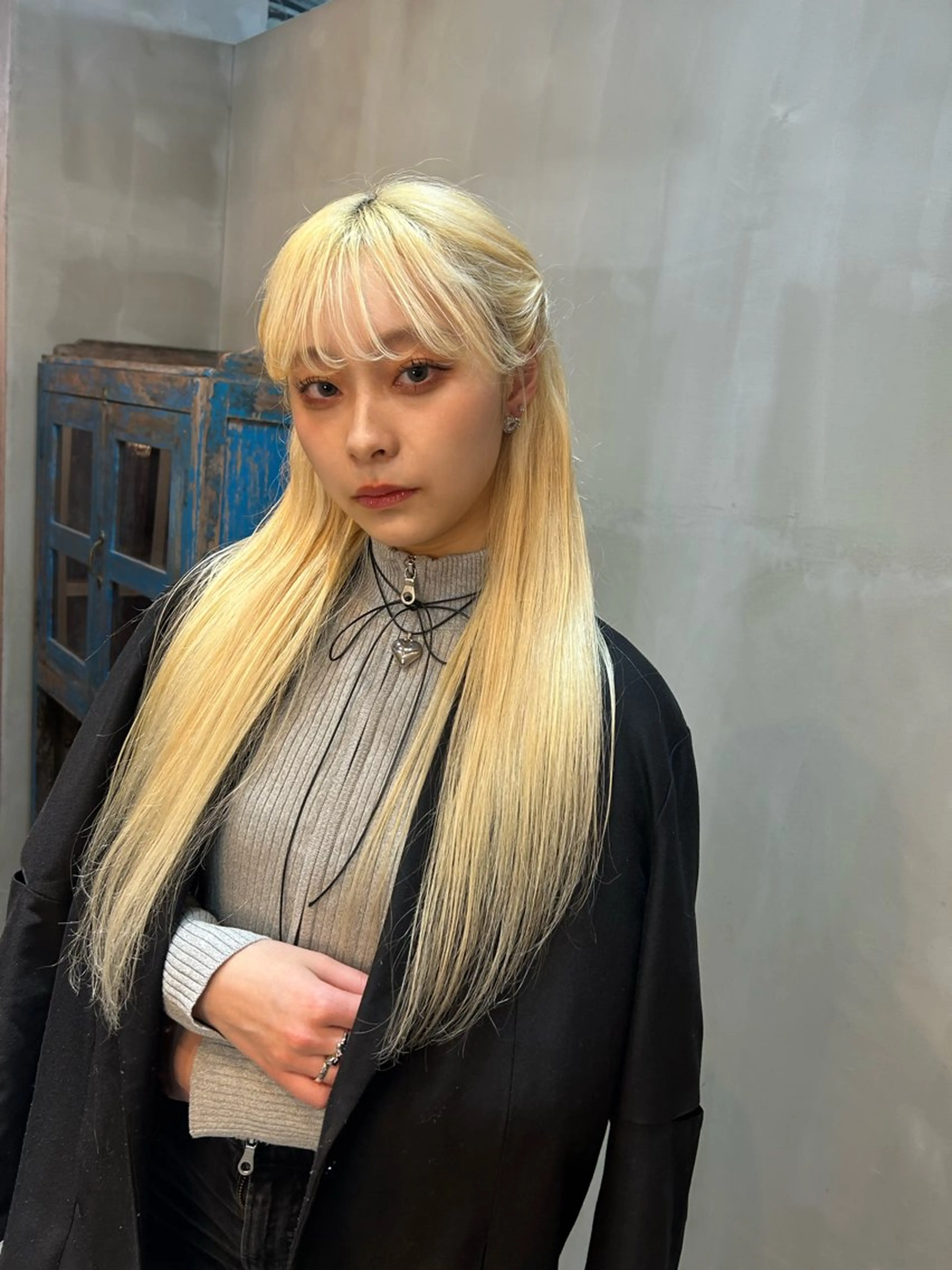 ロング ヘアカラー トリートメント ハイトーン/ブリーチ 🧁soraのヘアスタイル