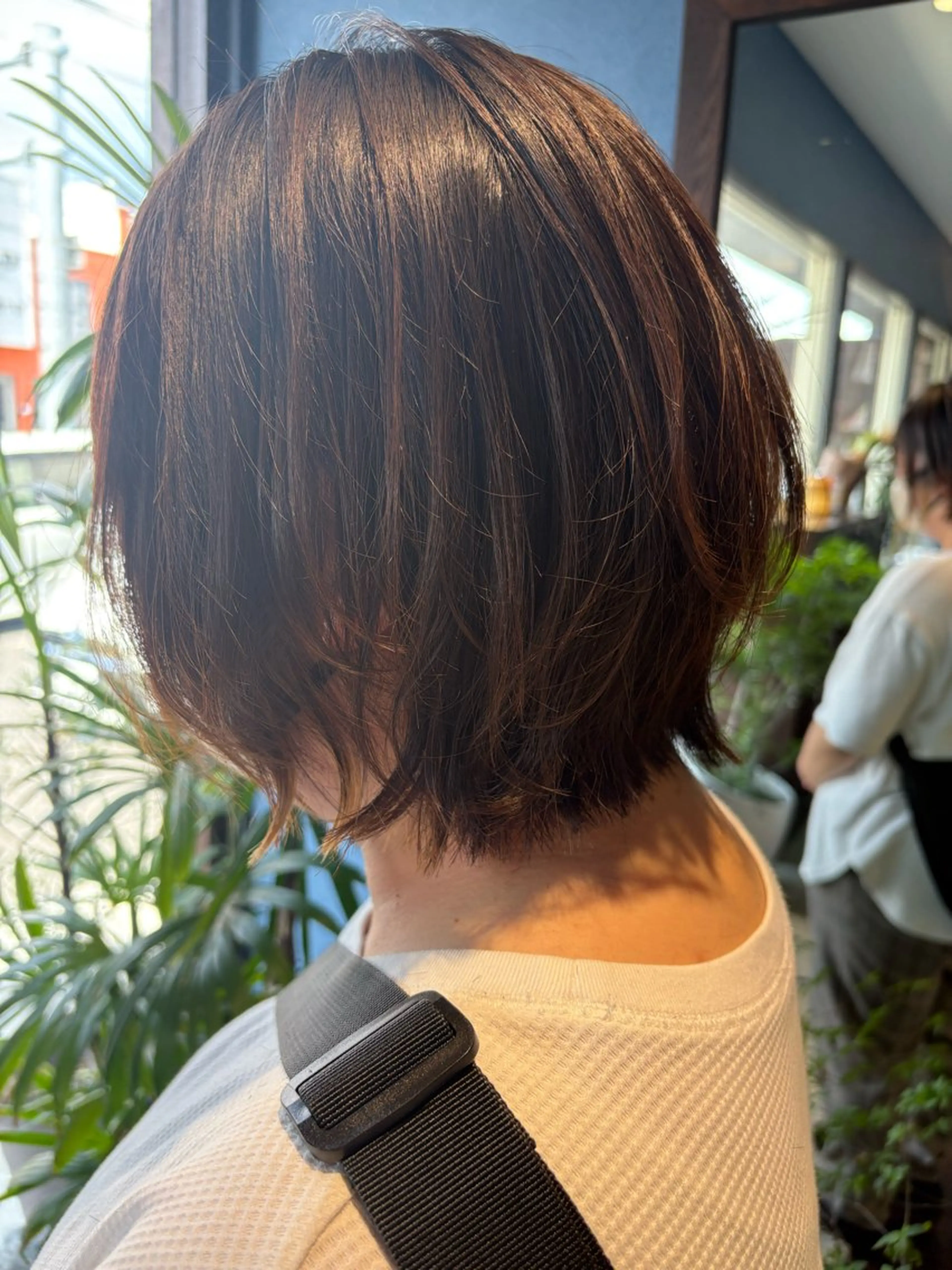 ミディアム ボブレイヤー ボブ レイヤーカット カット ✨白髪ぼかし 🍀MINAKO☆のヘアスタイル