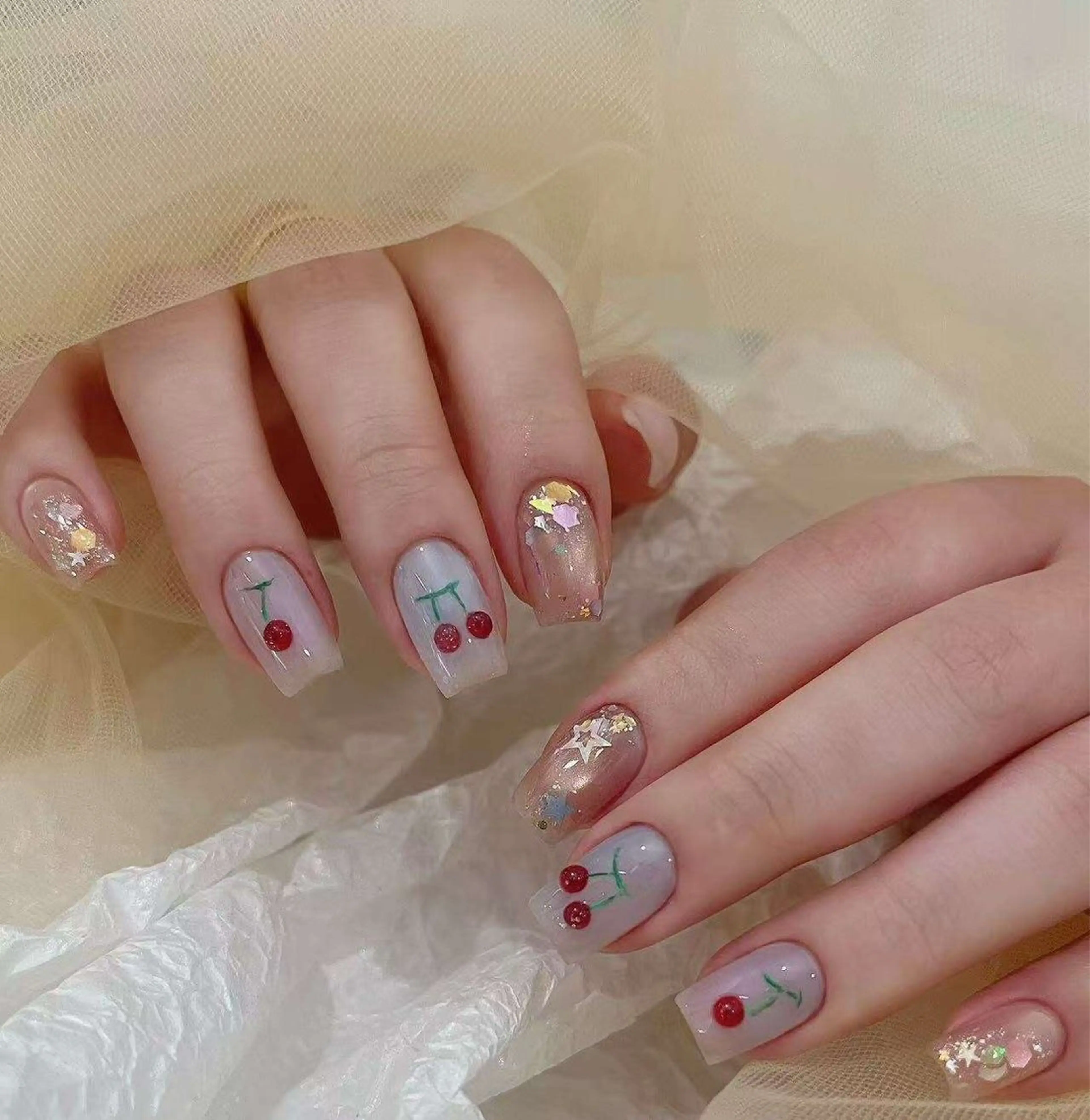 ネイル オーロラネイル フラワーネイル フットネイル フレンチネイル ジェルネイル ハンドネイル BabyYouMi nailのネイルデザイン