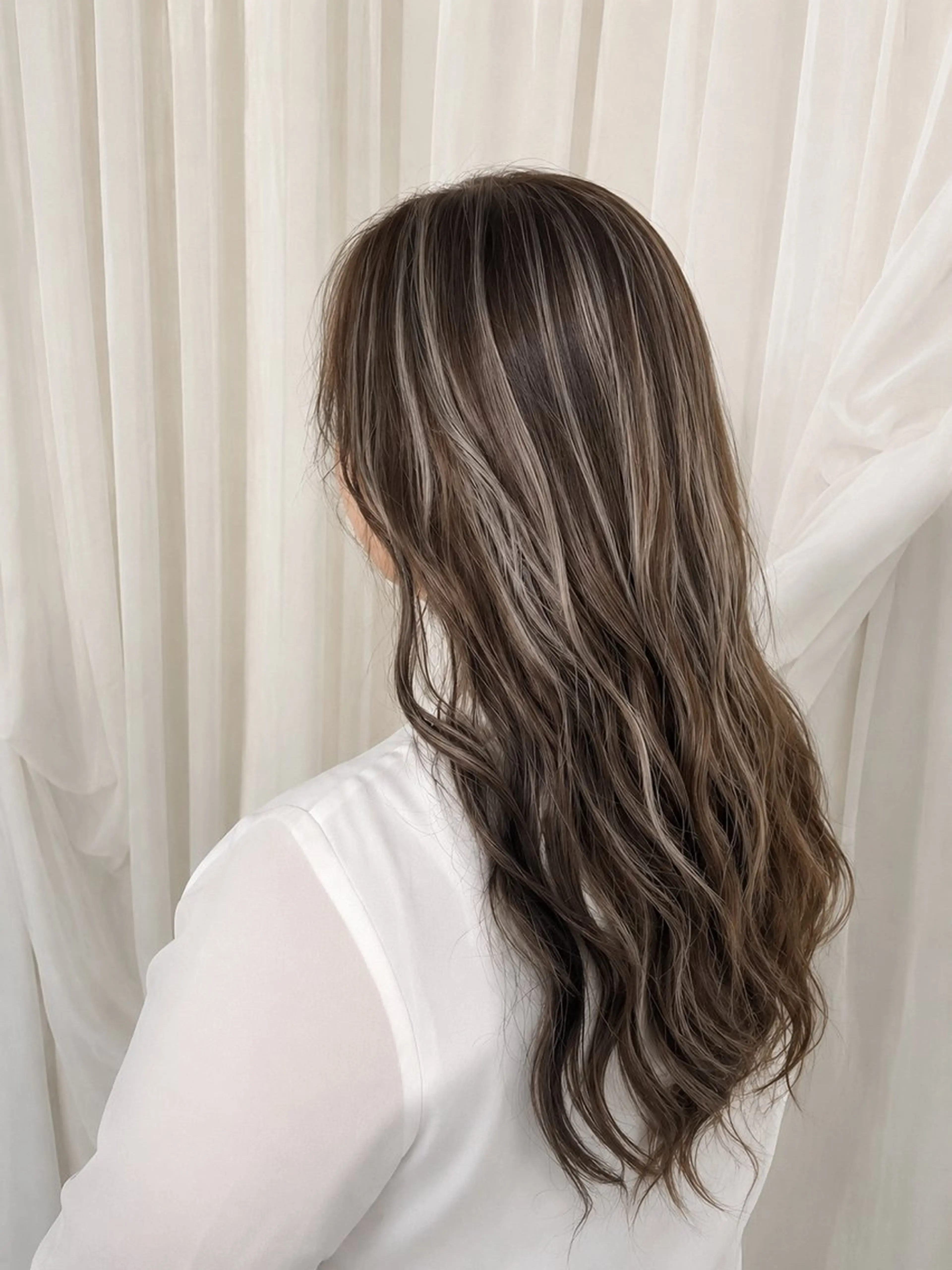 ロング カラー ヘアカラー 小礒 幸輝のヘアスタイル