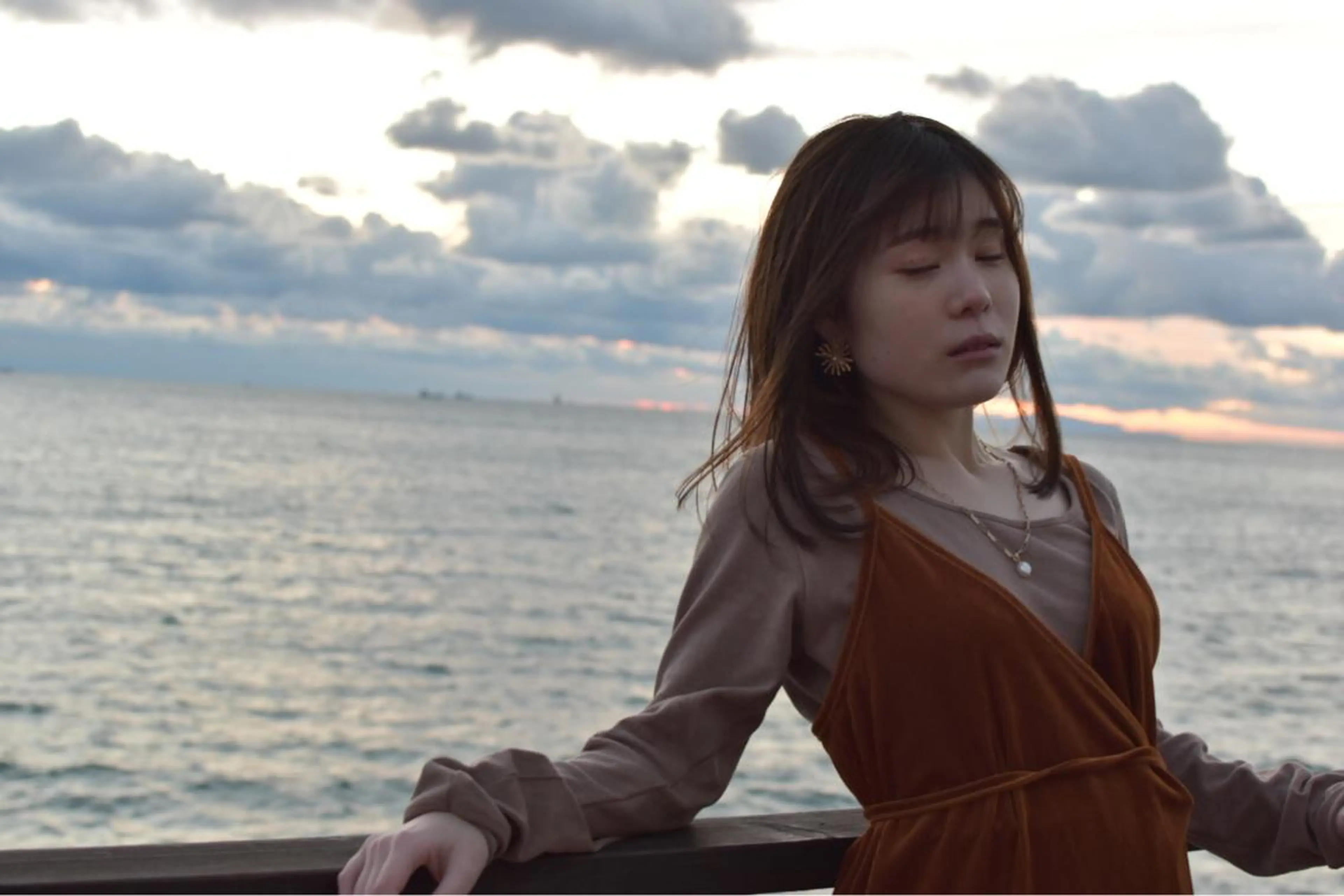 ミディアム カラー fuchigami suzunoのヘアスタイル