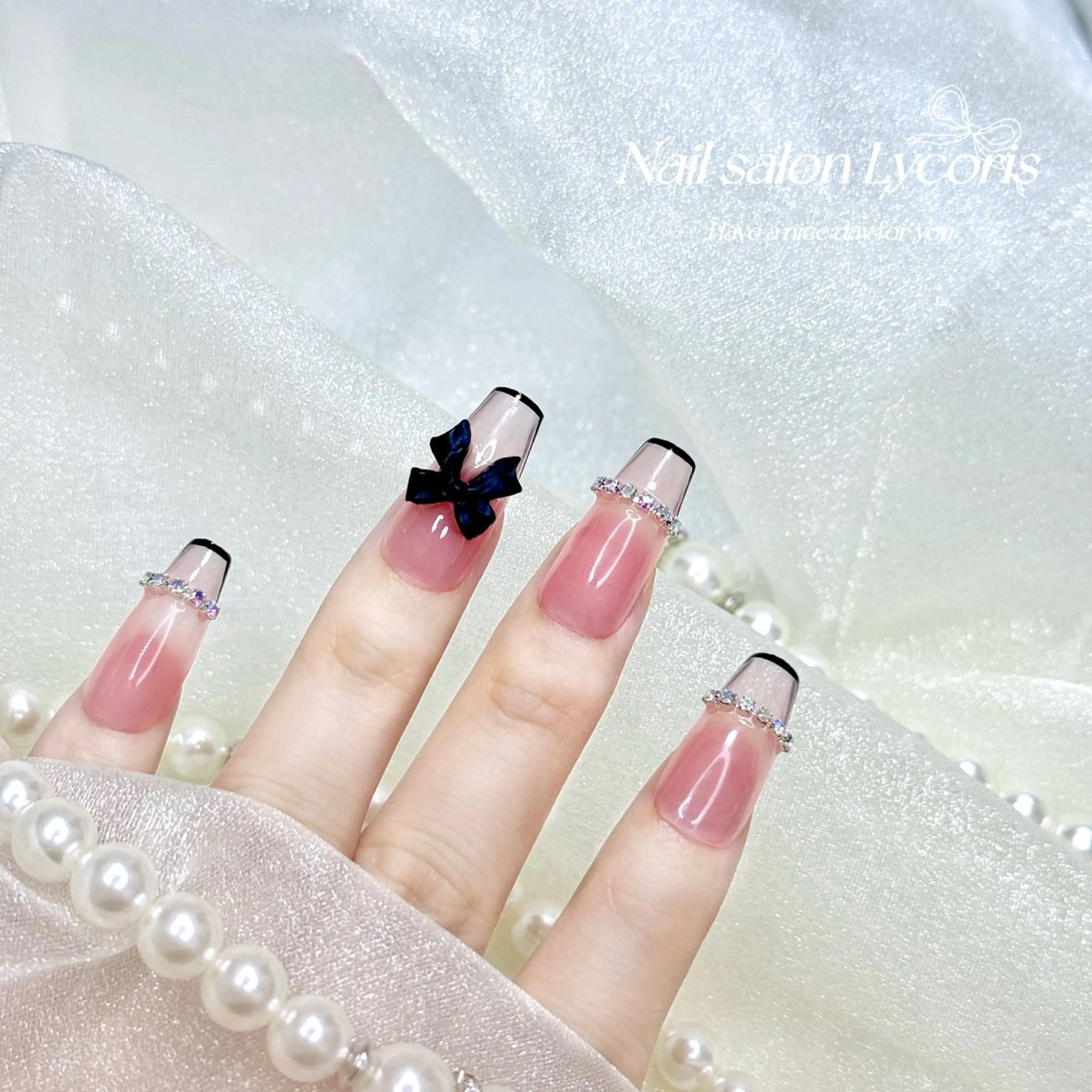 ネイル ストーンネイル ハンドネイル Nail salon Lycoris キキのネイルデザイン