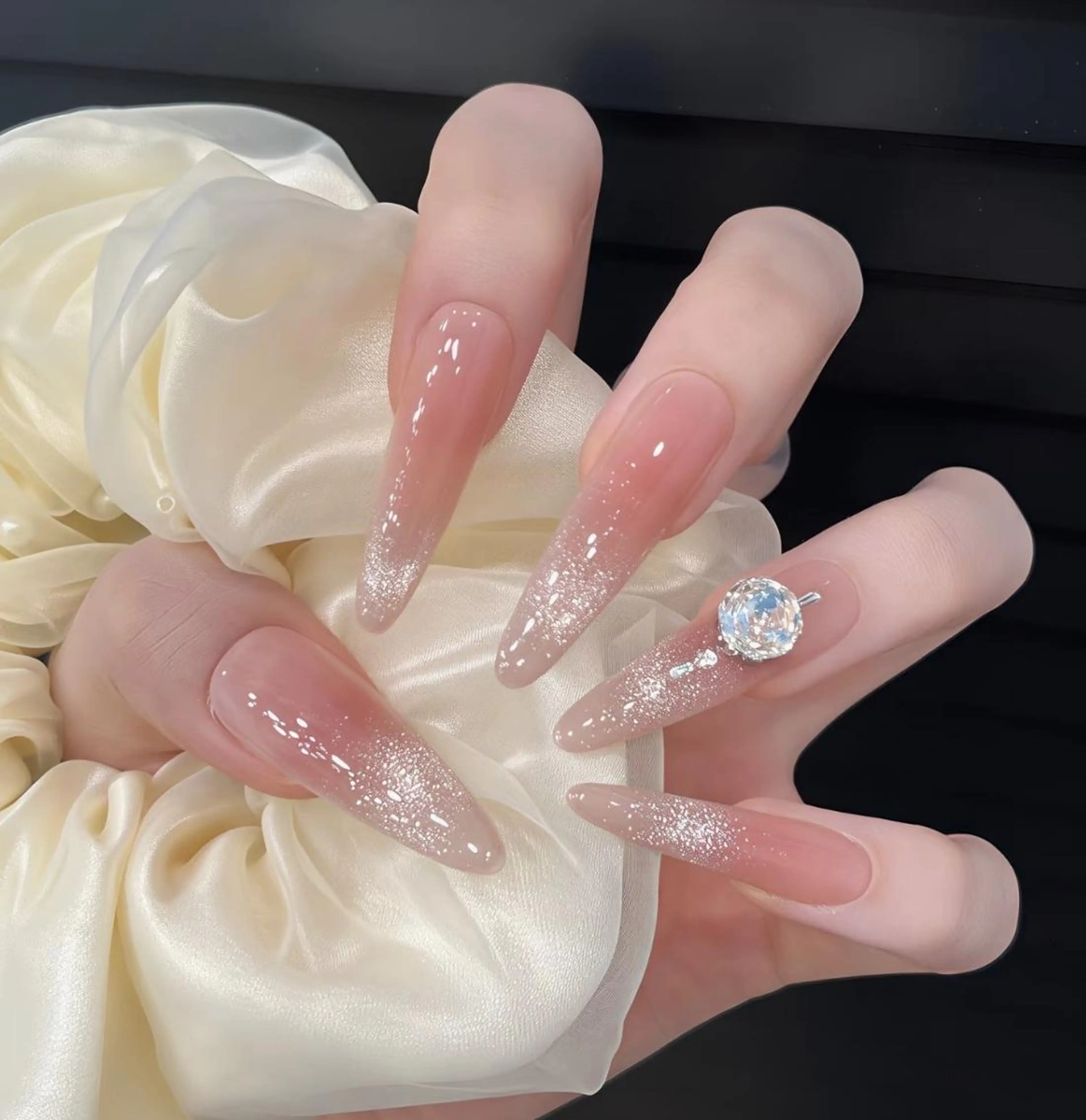 ネイル ハンドネイル ハンドケア 🍑 momo_nailのネイルデザイン