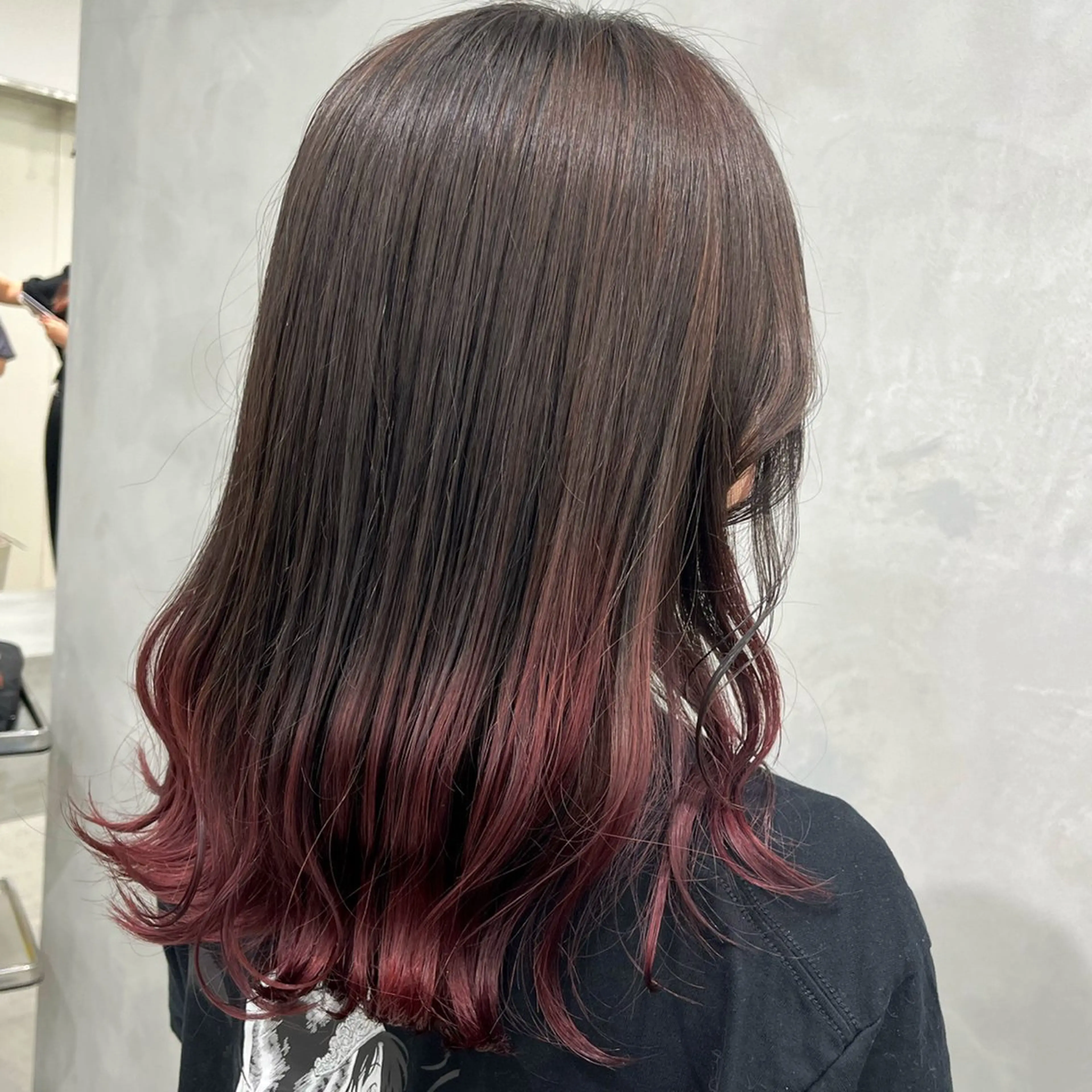 カラー グラデーションカラー ピンクカラー 中村 彩夏のヘアスタイル