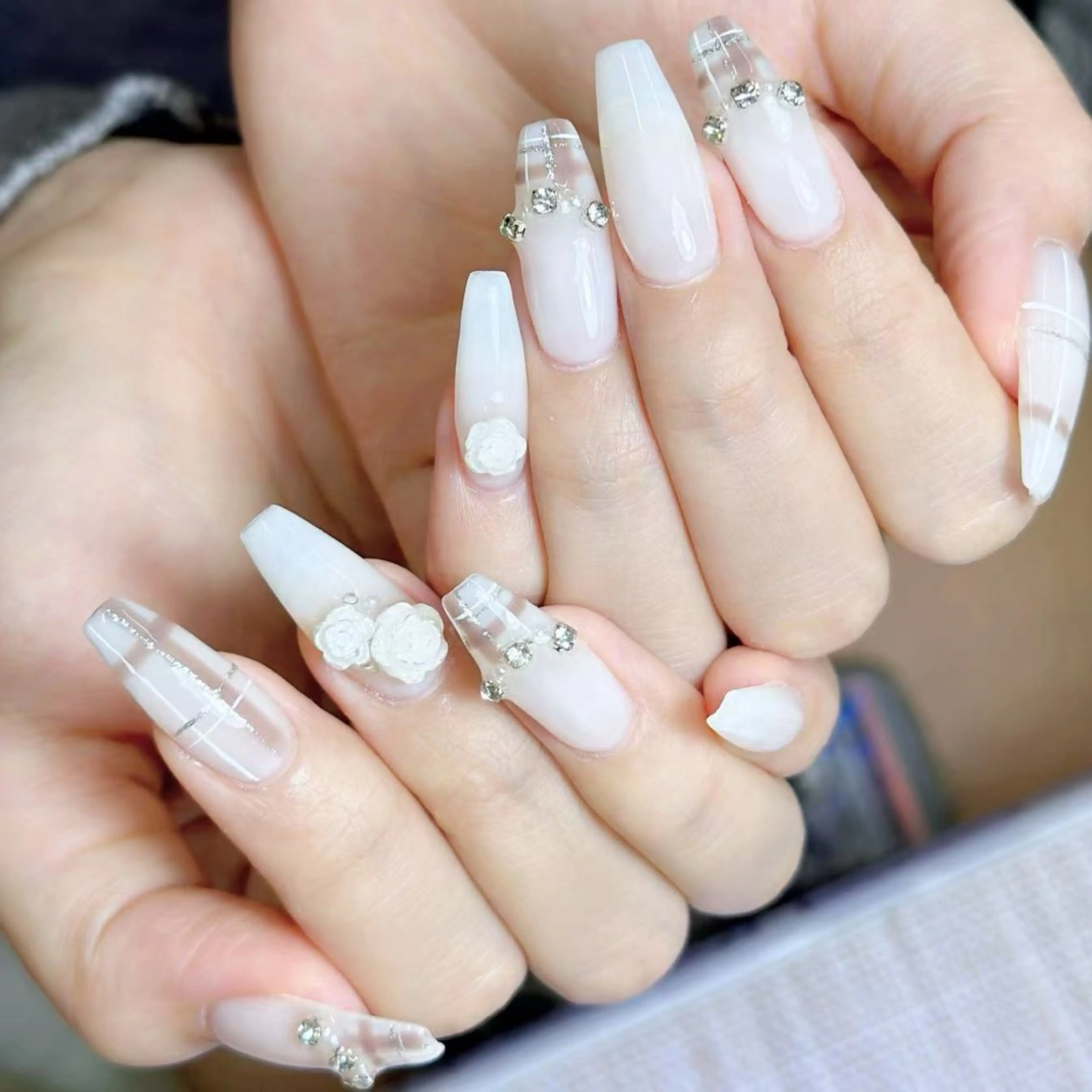 ネイル ハンドネイル Queens マオのネイルデザイン