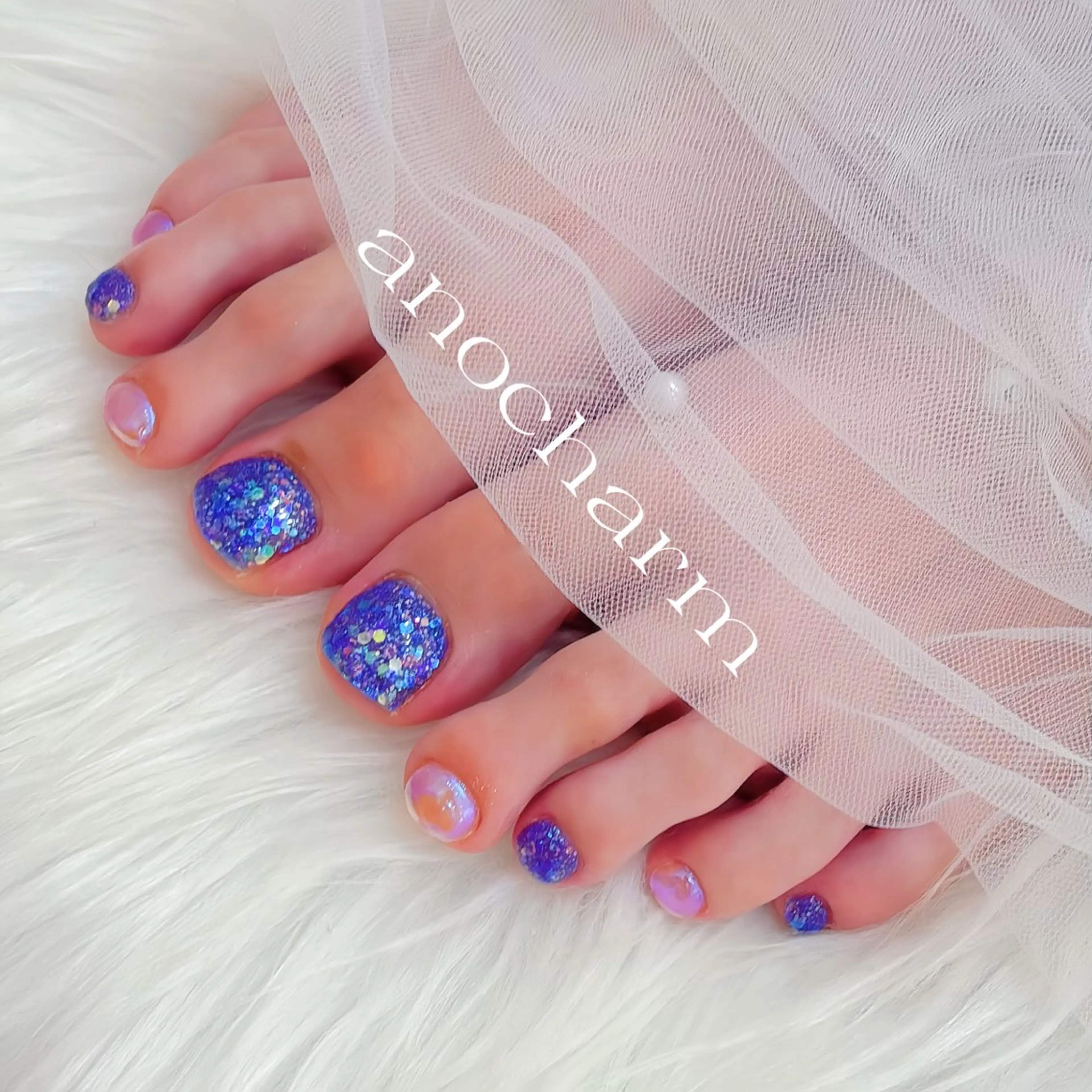 ネイル フラッシュネイル フットネイル ラメ(グリッター) マグネットネイル ミラーネイル フットネイル anocharm🫧 ami［店長］のマツエク・マツパデザイン