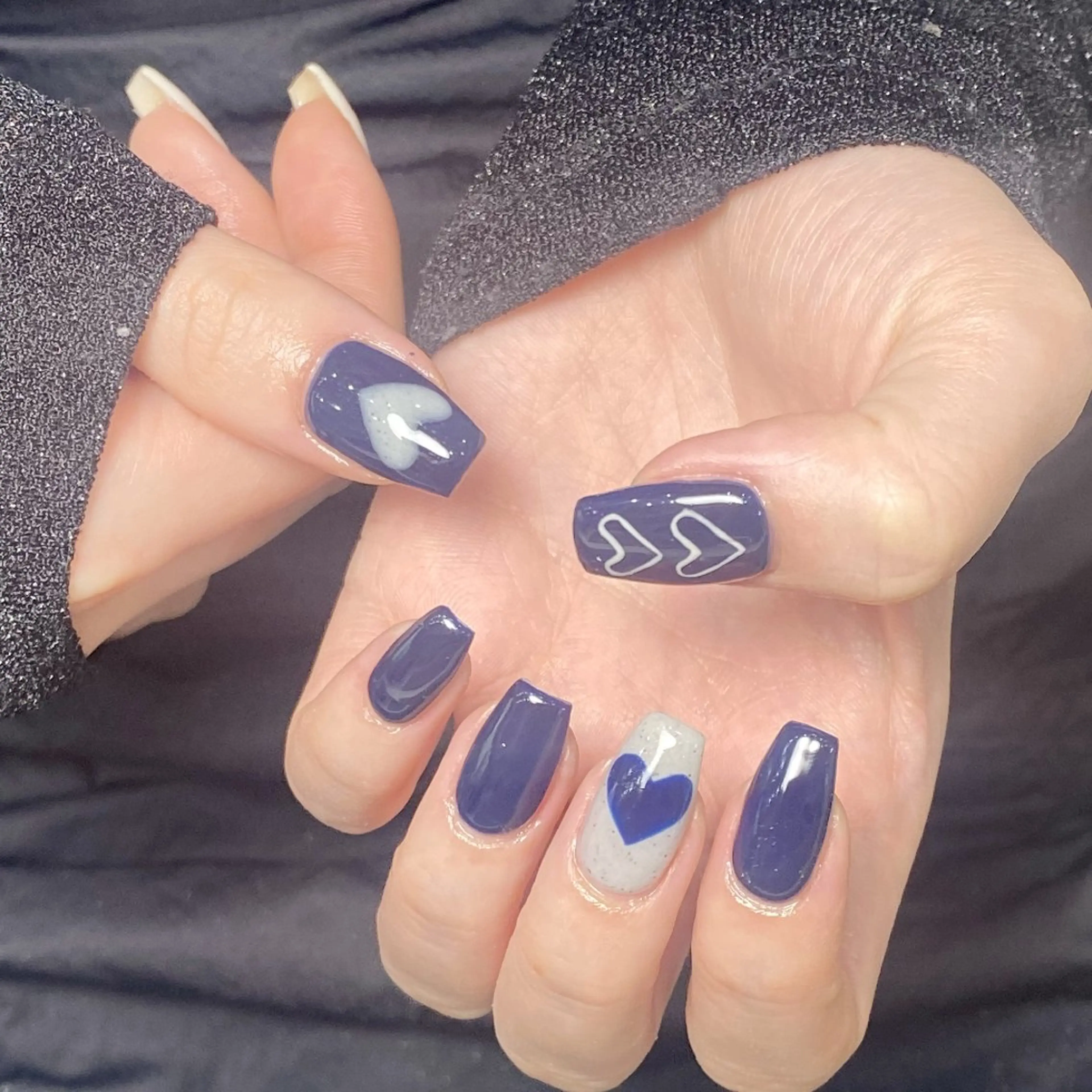 ネイル チークネイル 長さ出し フレンチネイル ジェルネイル キラキラネイル ハンドネイル UM Nail Salonのネイルデザイン