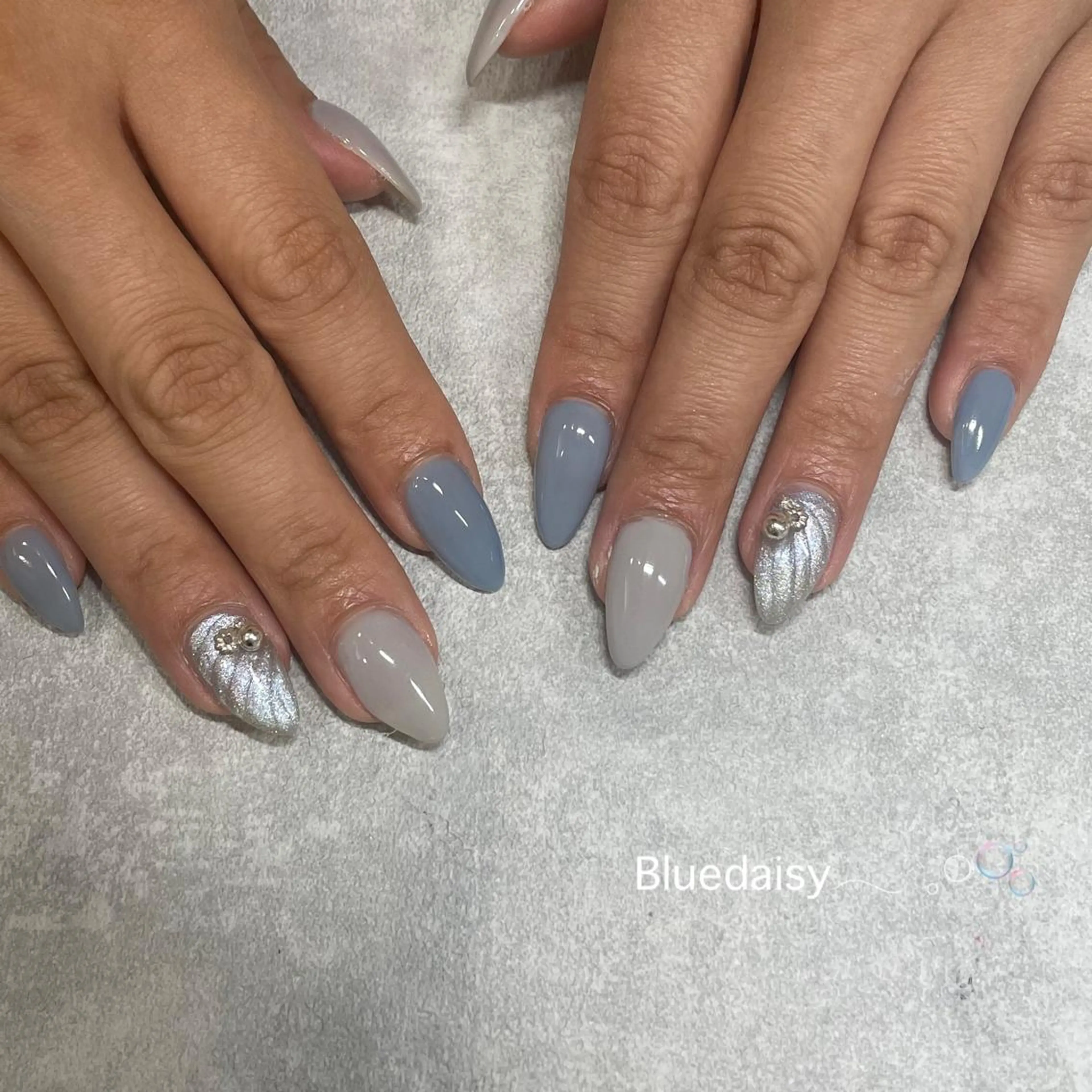 ネイル Blue daisy 栄本店のネイルデザイン