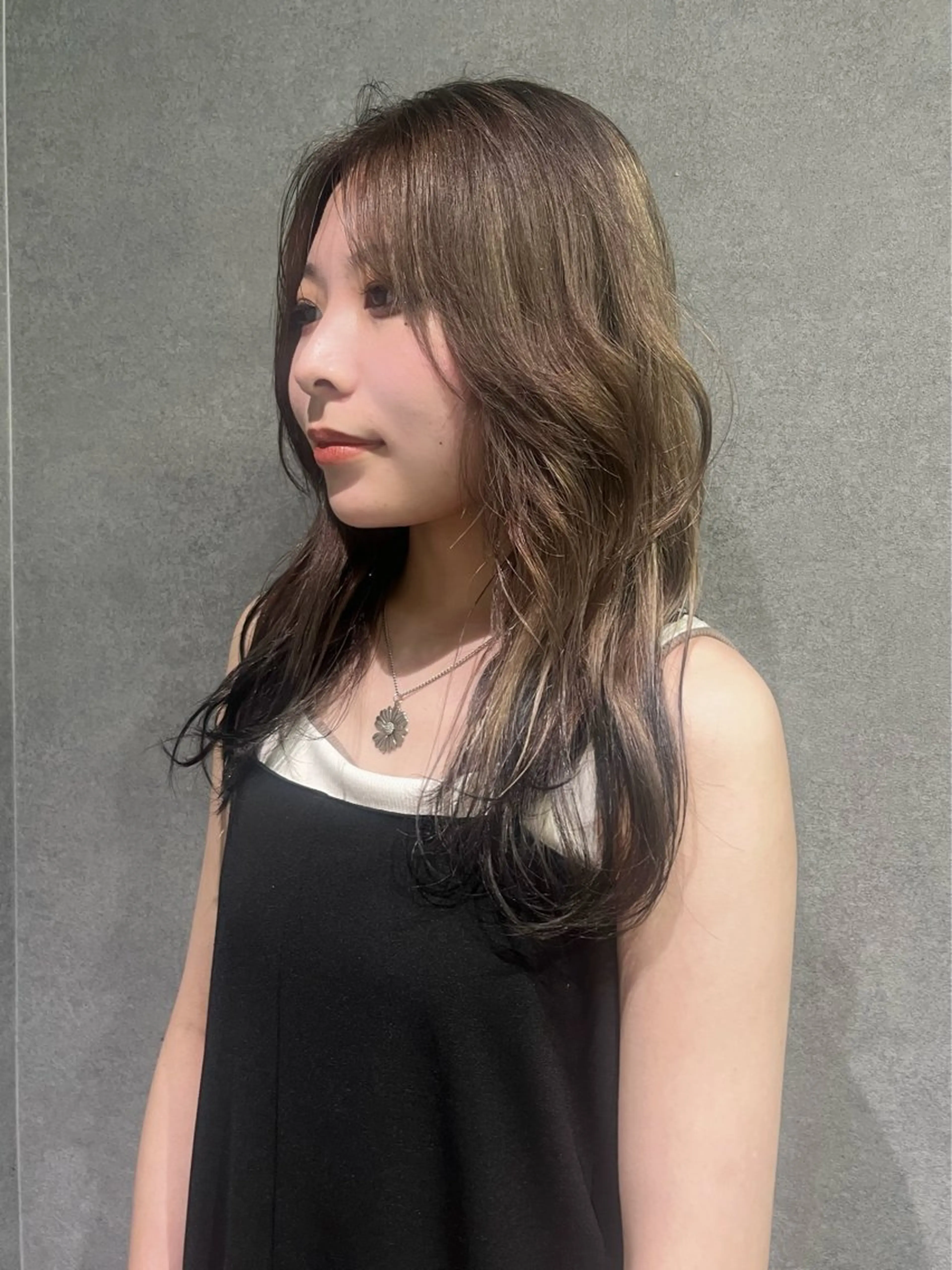ロング カラー ブリーチ デザインカラー カット ヘアカラー YUZUKI 🌙のヘアスタイル