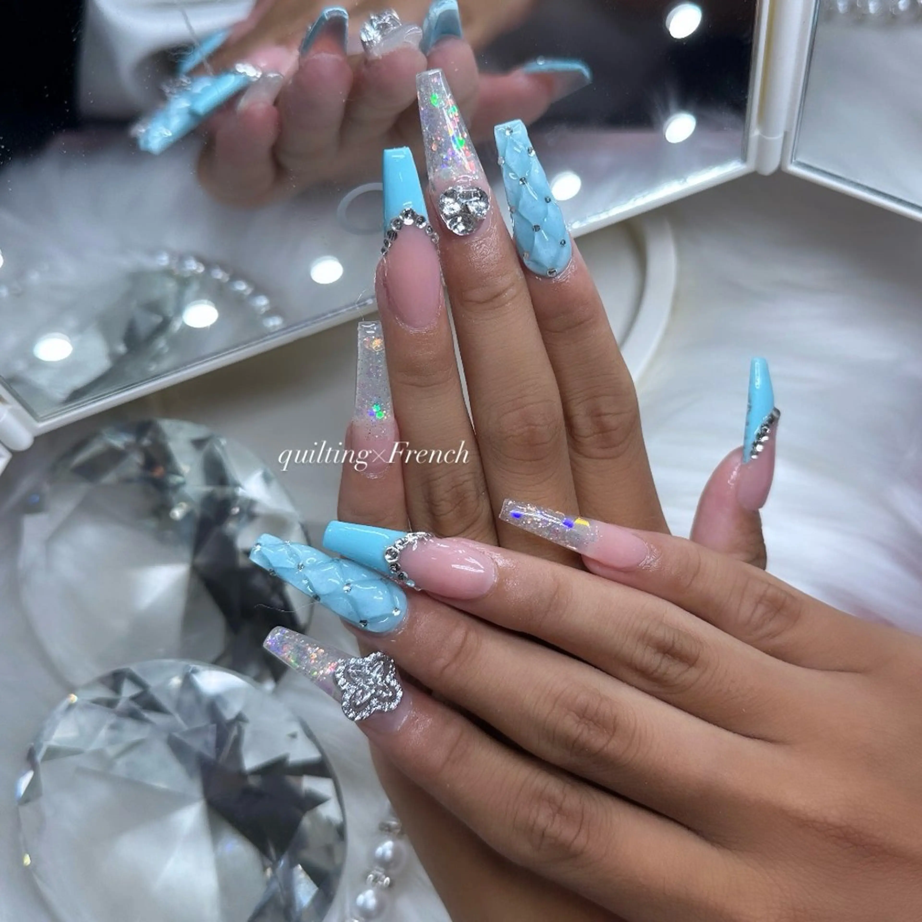 ネイル 加納 莉音のネイルデザイン