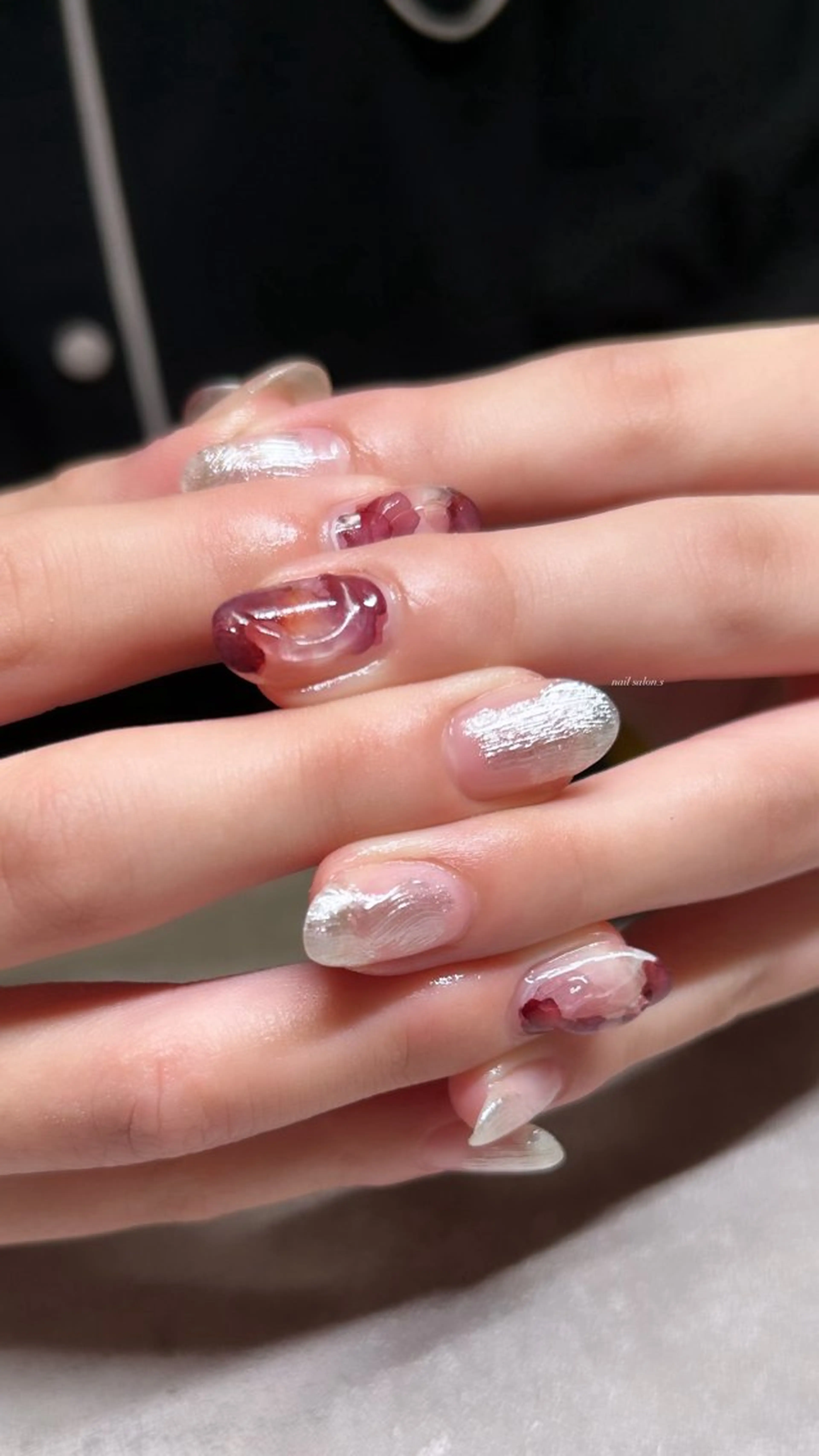 ネイル 関山 志乃のネイルデザイン