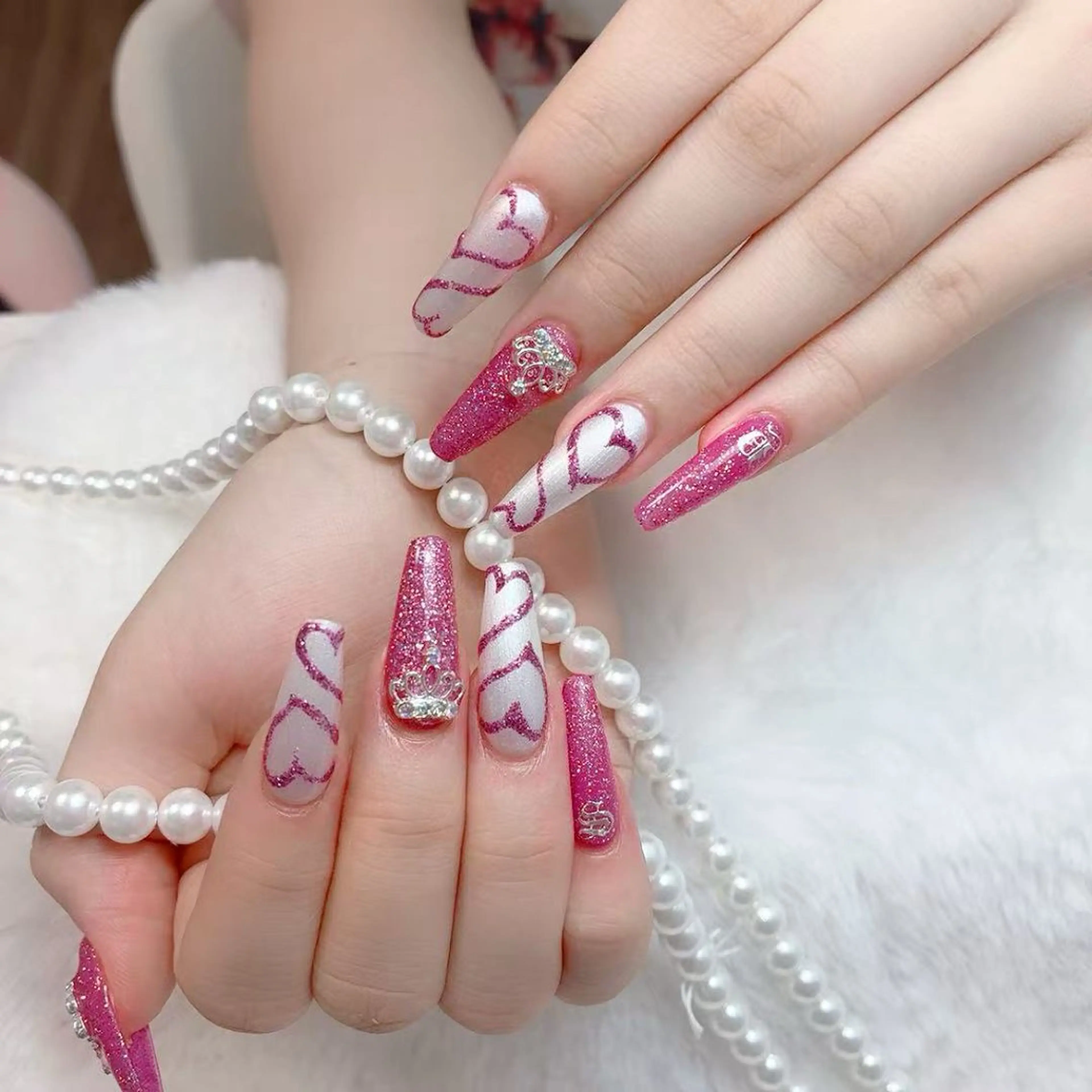 ネイル アートネイル フットネイル ジェルネイル マグネットネイル パラジェル ハンドネイル B·U Nail大宮 長さだし専門店のネイルデザイン