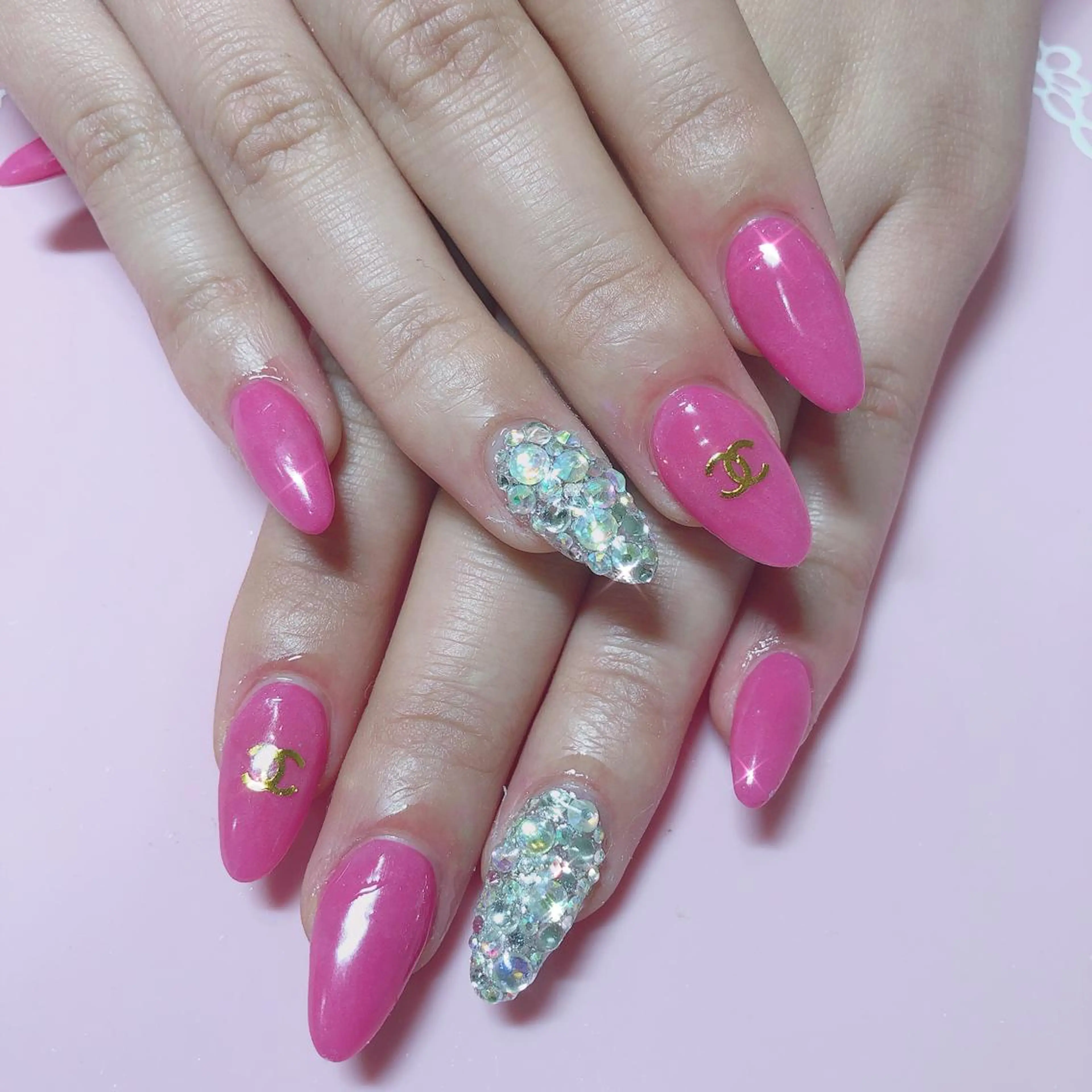 ミディアム ネイル 《LB》ラブリエ Nail&eyeのマツエク・マツパデザイン