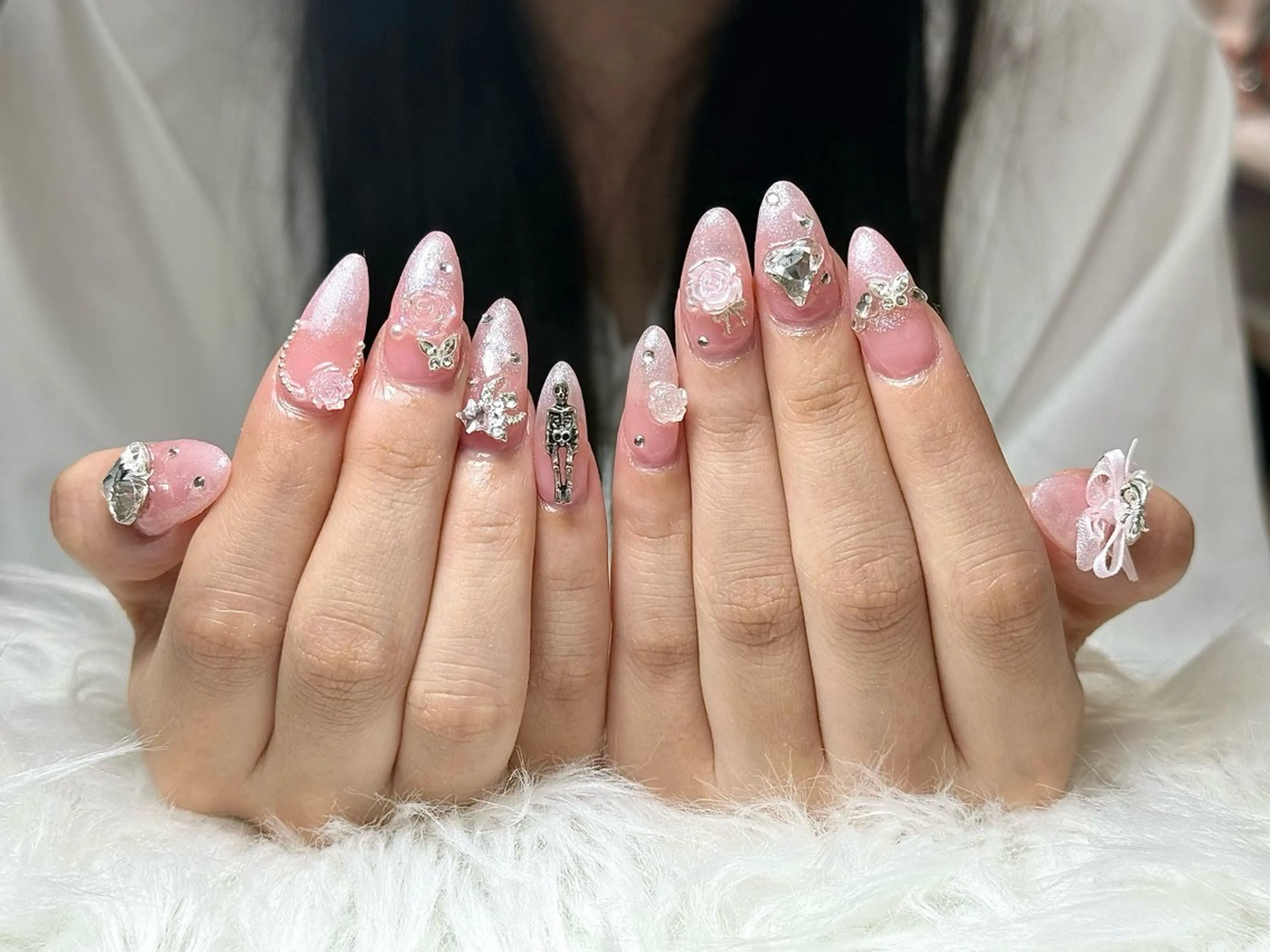 ネイル フレンチネイル ガラスフレンチ 氷ネイル・うるうるネイル 韓国ネイル シンプルネイル ハンドネイル タン ミーのネイルデザイン