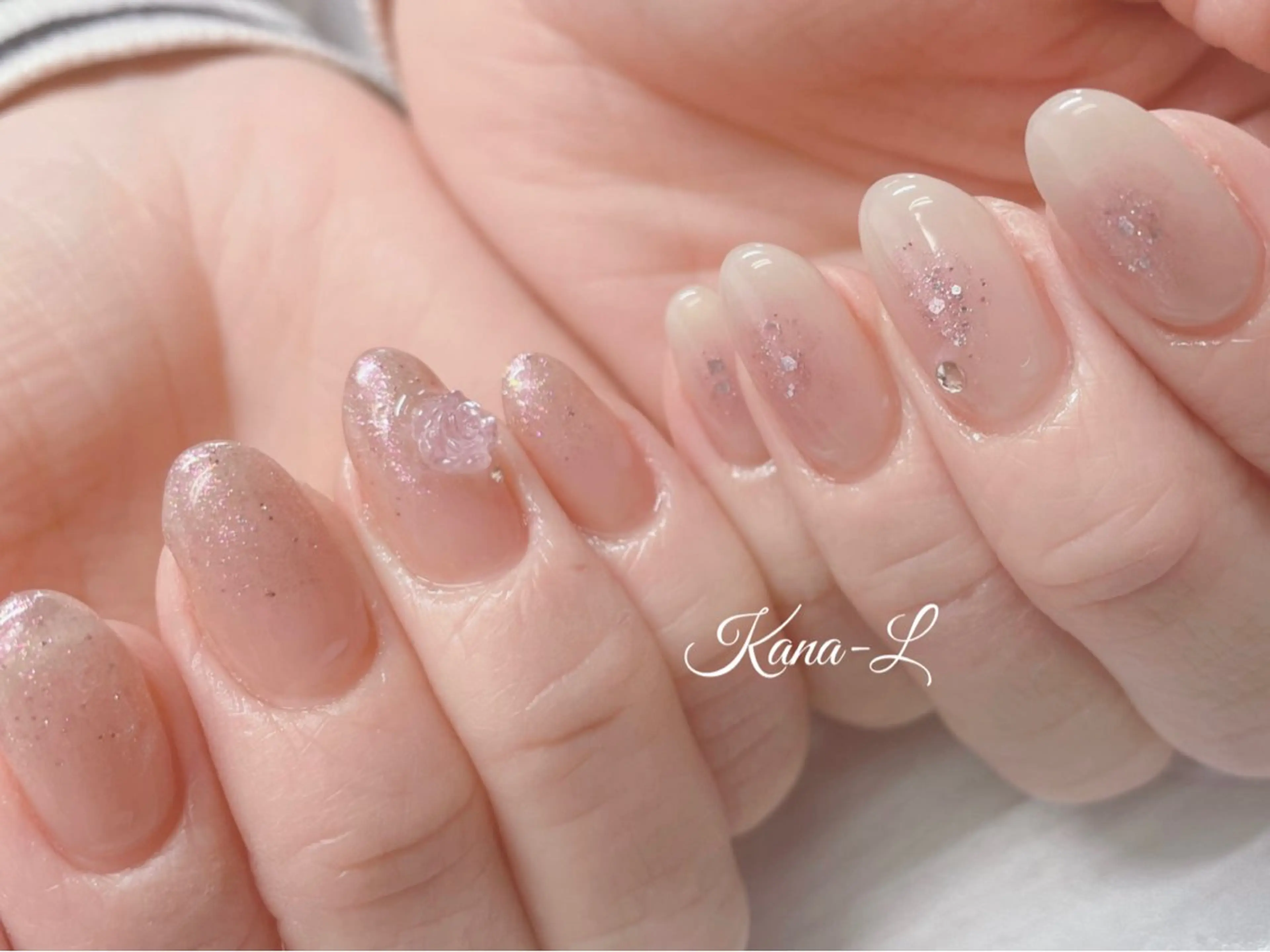 ネイル チークネイル ジェルネイル 韓国ネイル パラジェル ピンク 芦辺 香奈のネイルデザイン