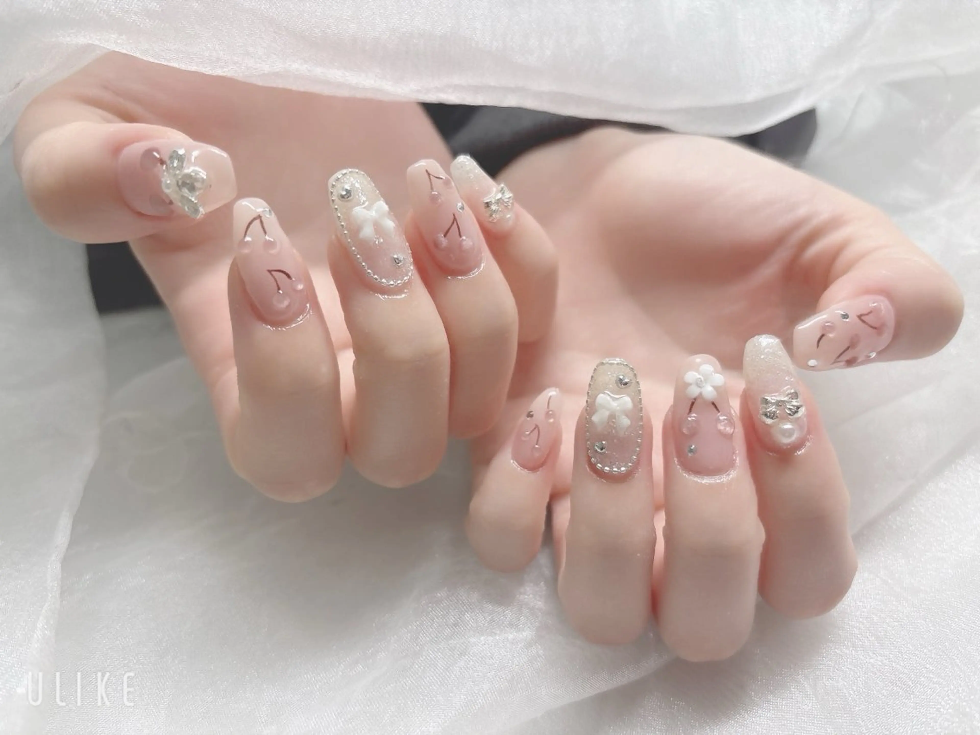 ネイル ハンドネイル BABY LION :Fumiyoのネイルデザイン