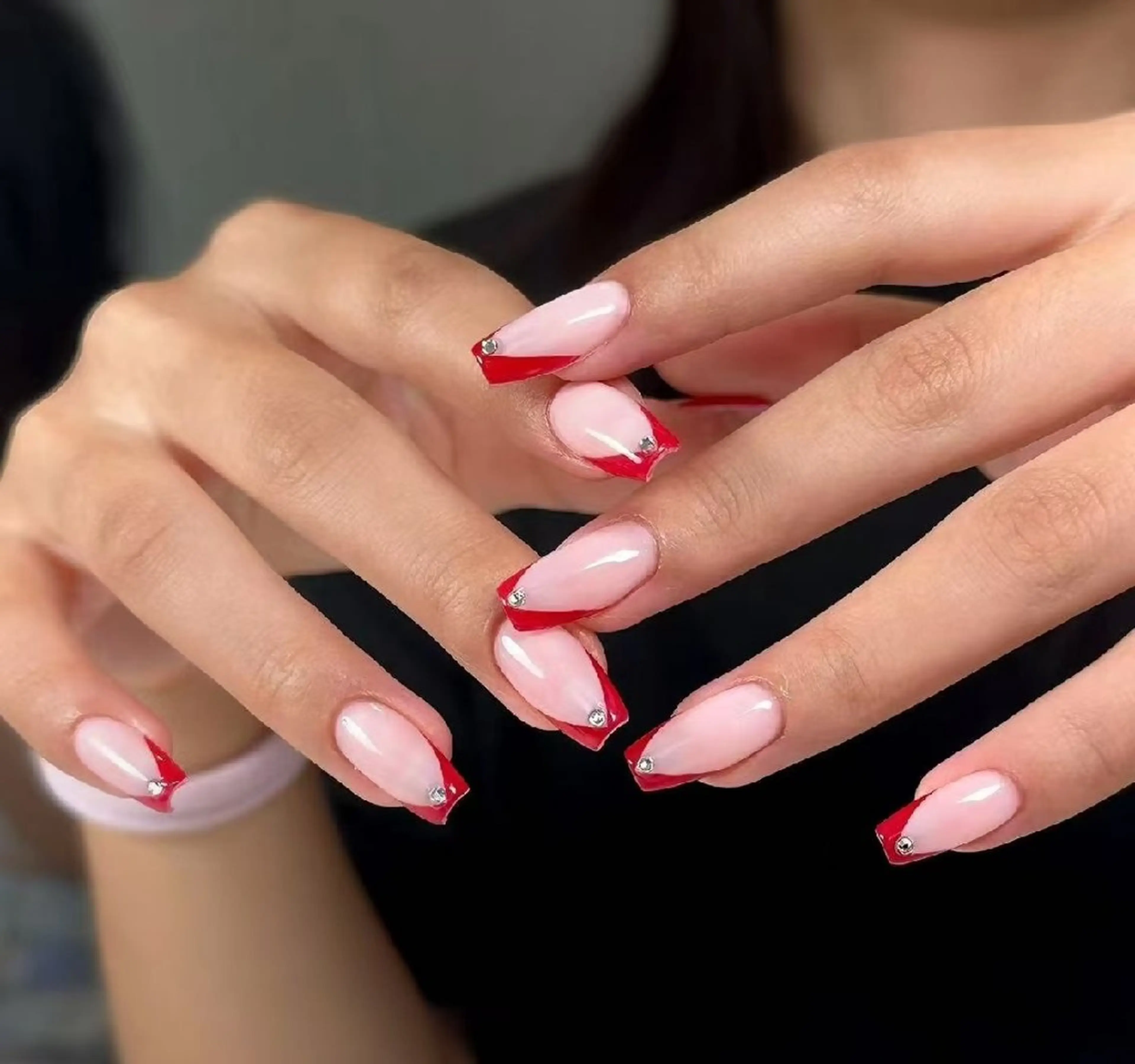 ネイル オーロラネイル フラワーネイル フットネイル フレンチネイル ジェルネイル ハンドネイル Oomiya 服部のネイルデザイン