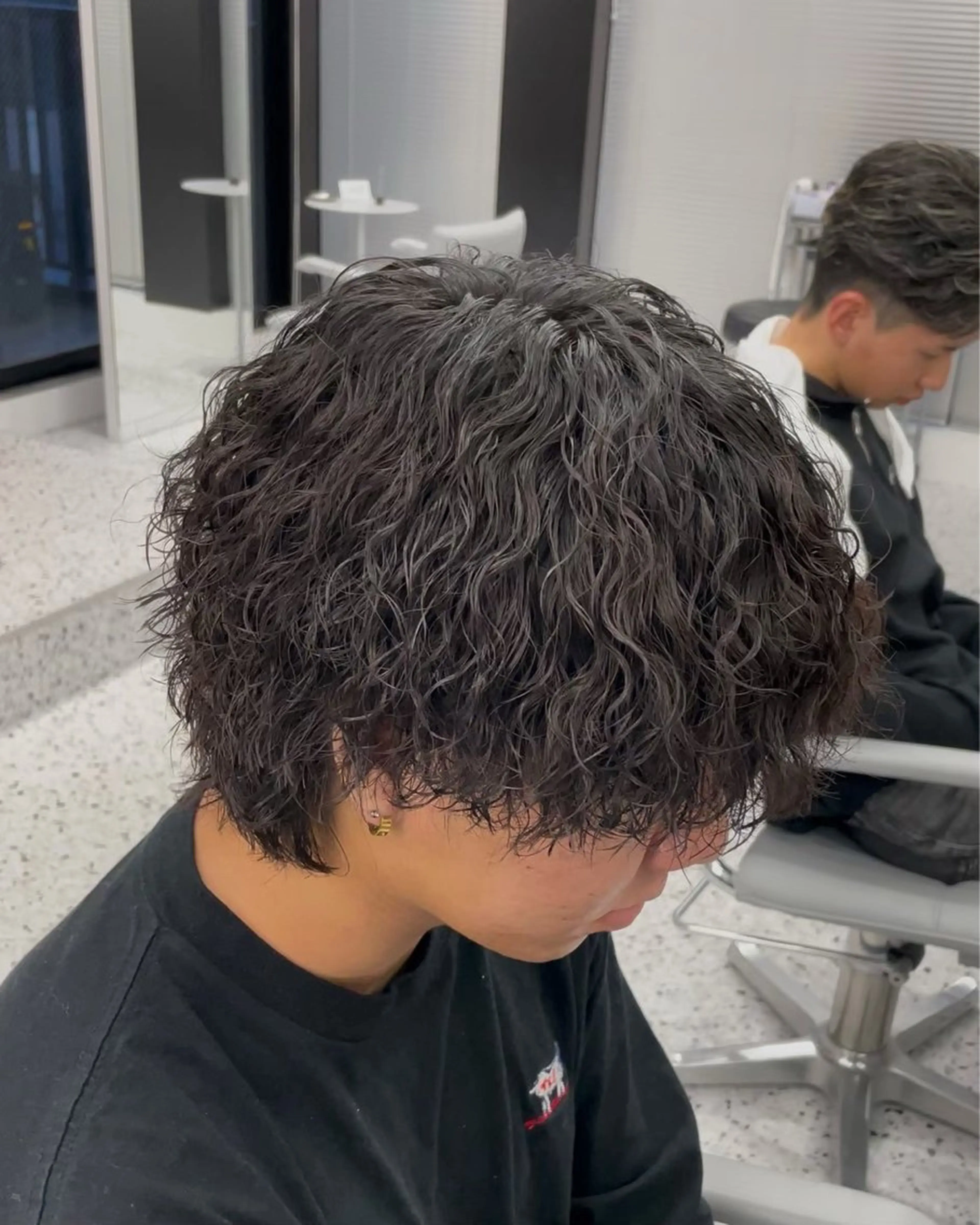 ショート カラー パーマ ✨️メンズ特化波巻き ツイスパ✨️松本真生のヘアスタイル