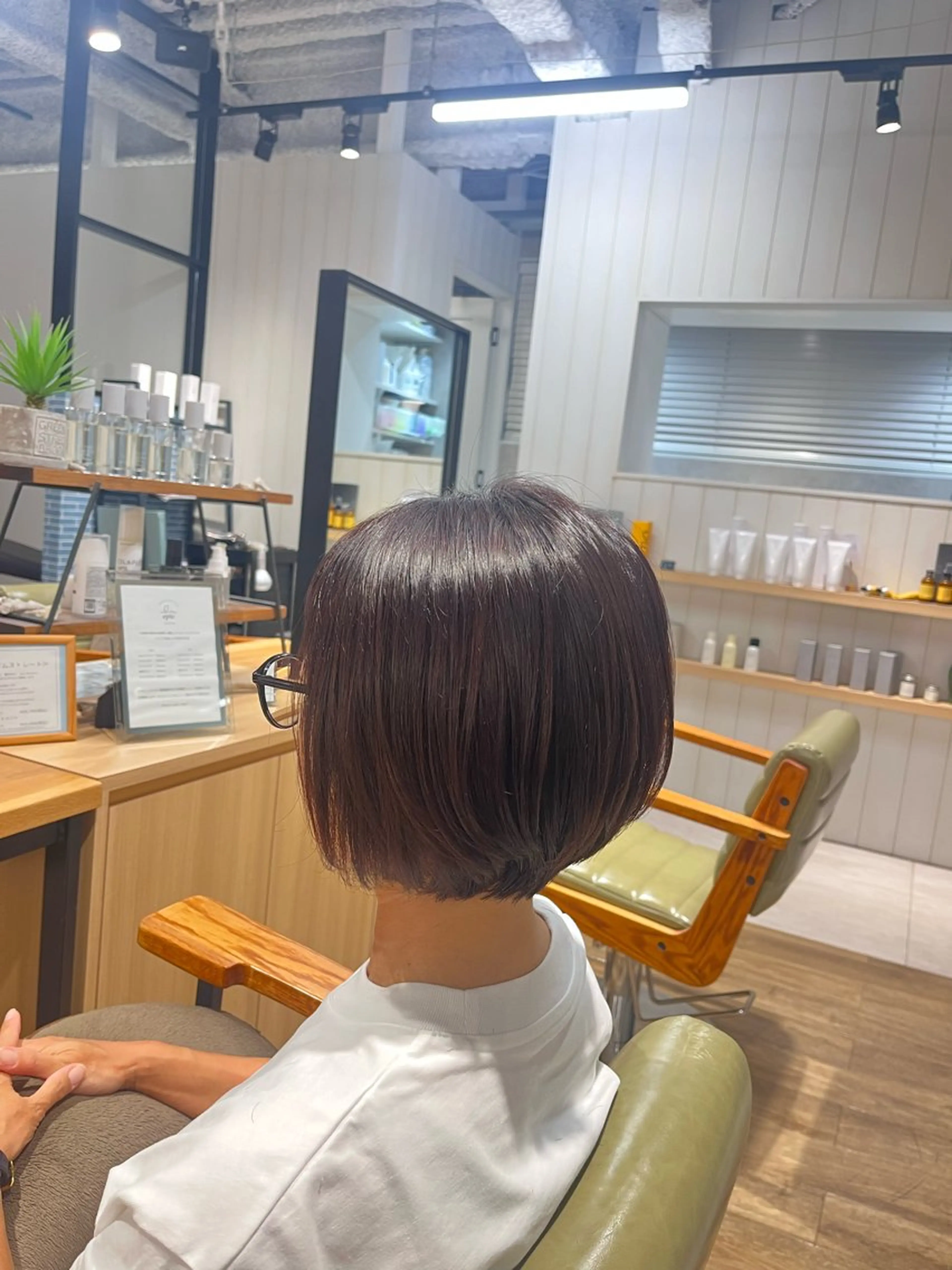 ショート ショートボブ ピンクブラウン ボブ ショートヘア カット ヘアカラー 武田 綺音のヘアスタイル