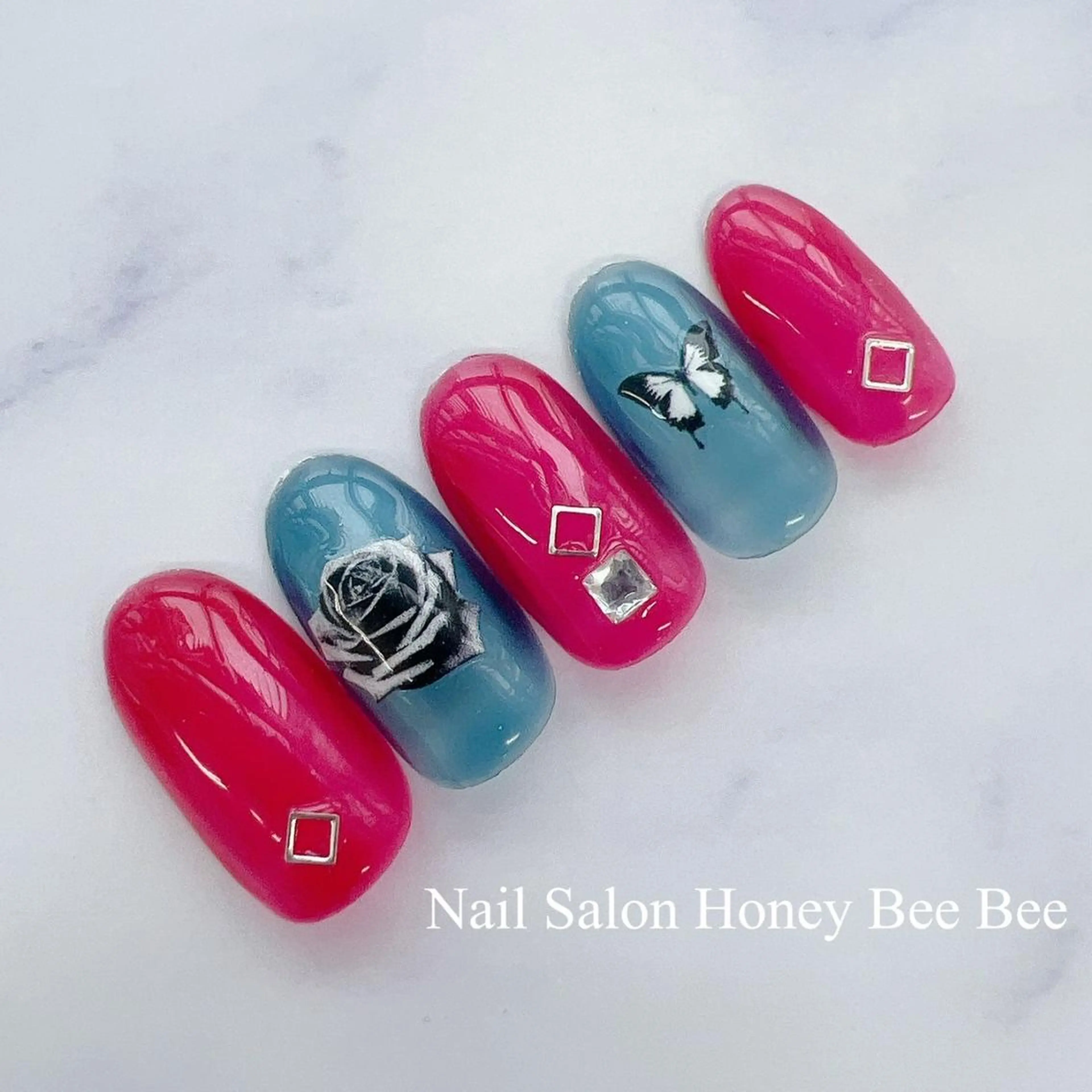 ネイル Nail salon Honey Beeのネイルデザイン