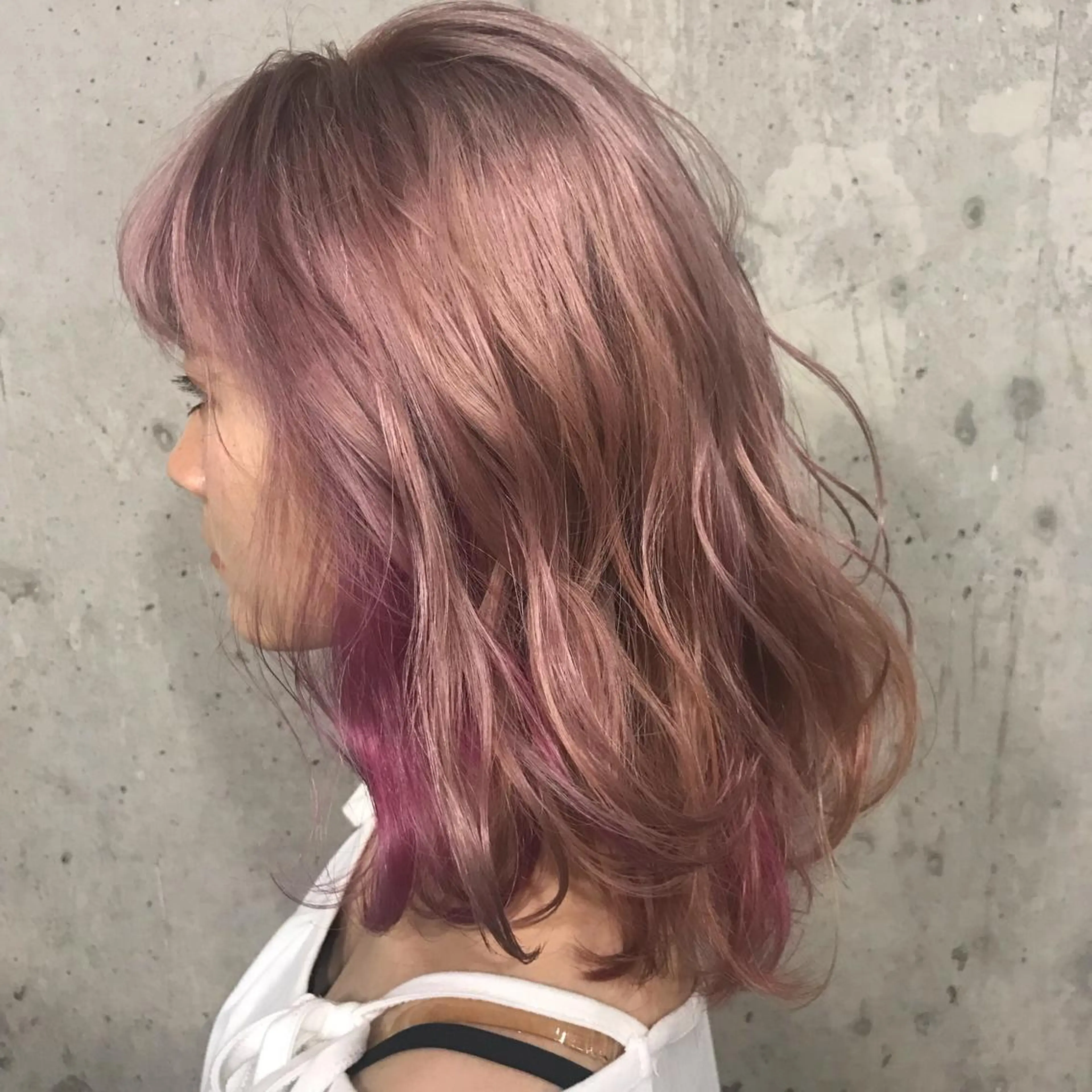 ミディアム カラー パーマ ヘアアレンジ メンズ キッズ ネイル マツエク・マツパ ピンクカラー カラーマツエク ピンク サロンドミルク 原宿のヘアスタイル
