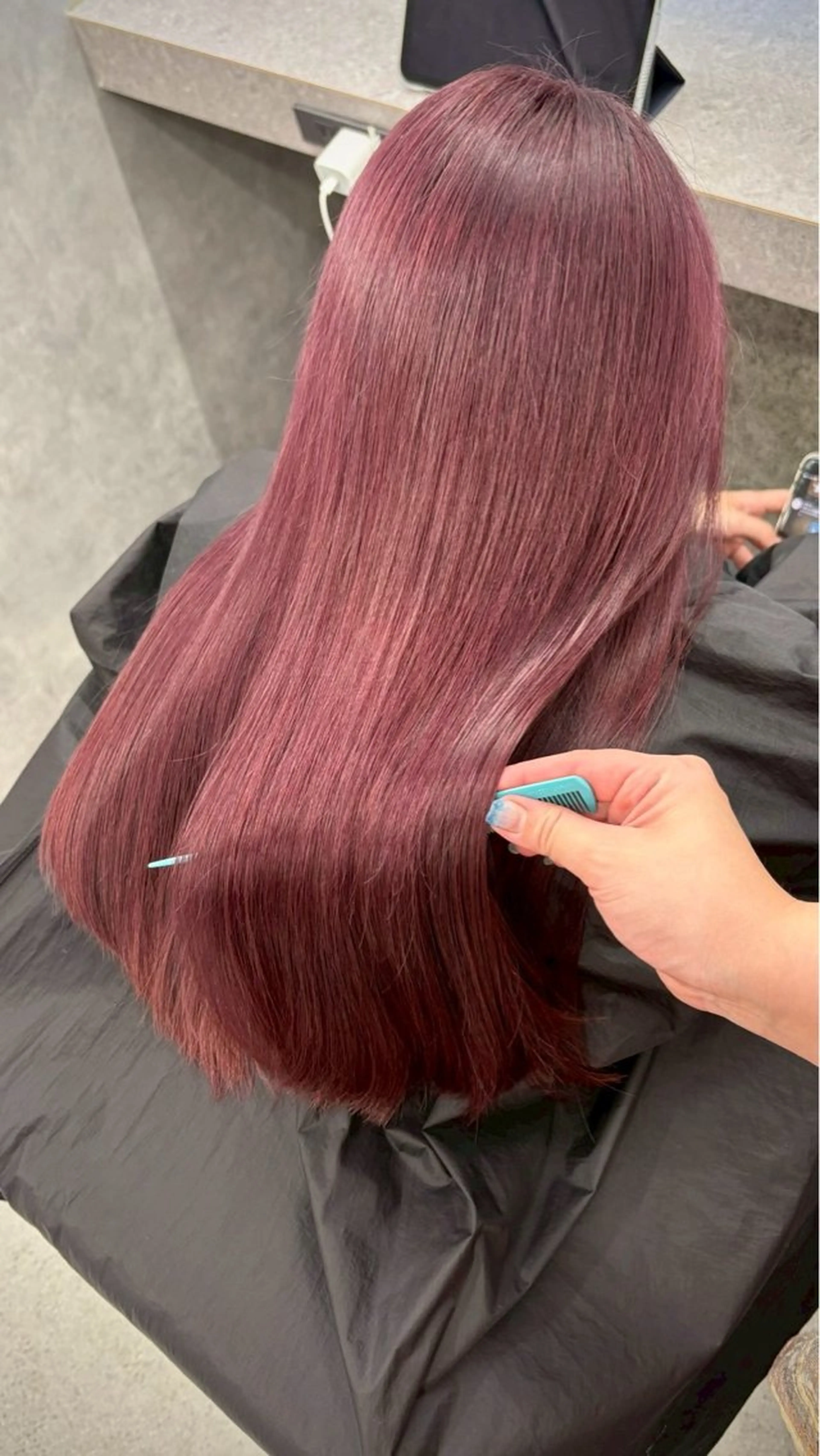 カラー 伊藤 陽菜のヘアスタイル