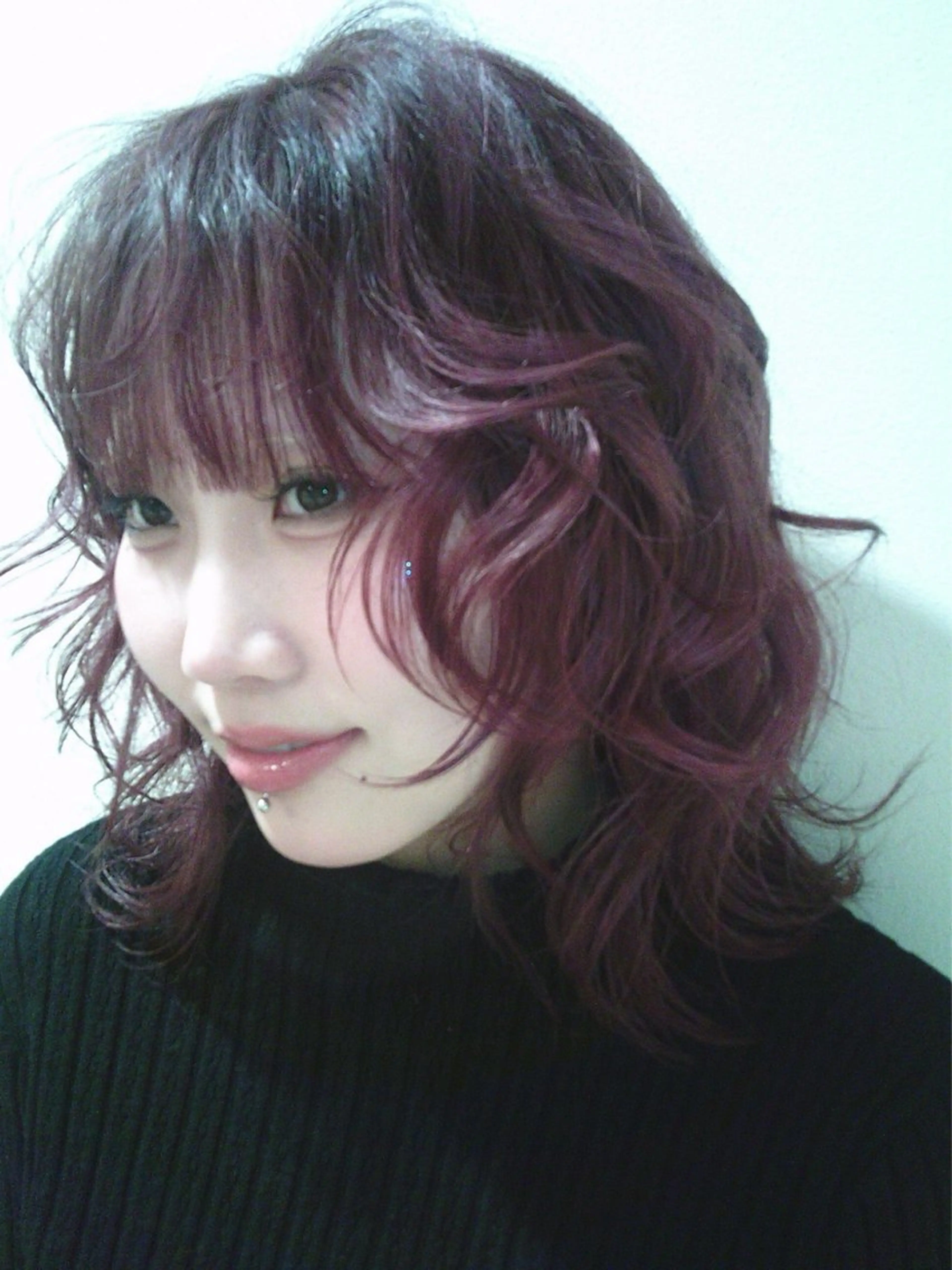 カラー レッドカラー Uil所属・Anna⸝⸝⸝ഒ/ 二ュアンス/艶カラーのヘアスタイル