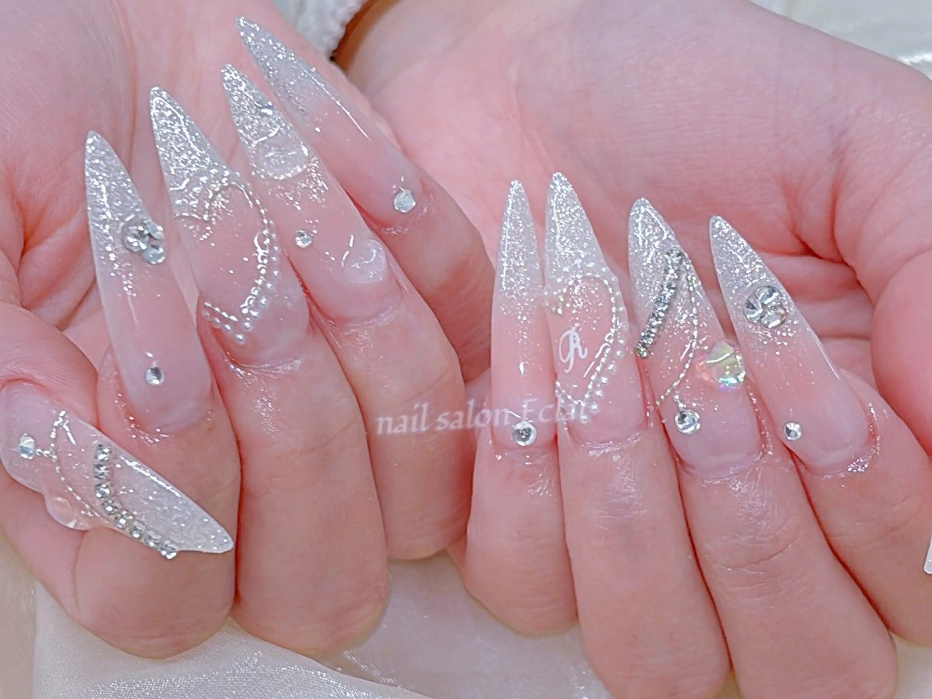 ネイル ハンドネイル ネイルサロンエクラ 🫧Shizukaのネイルデザイン