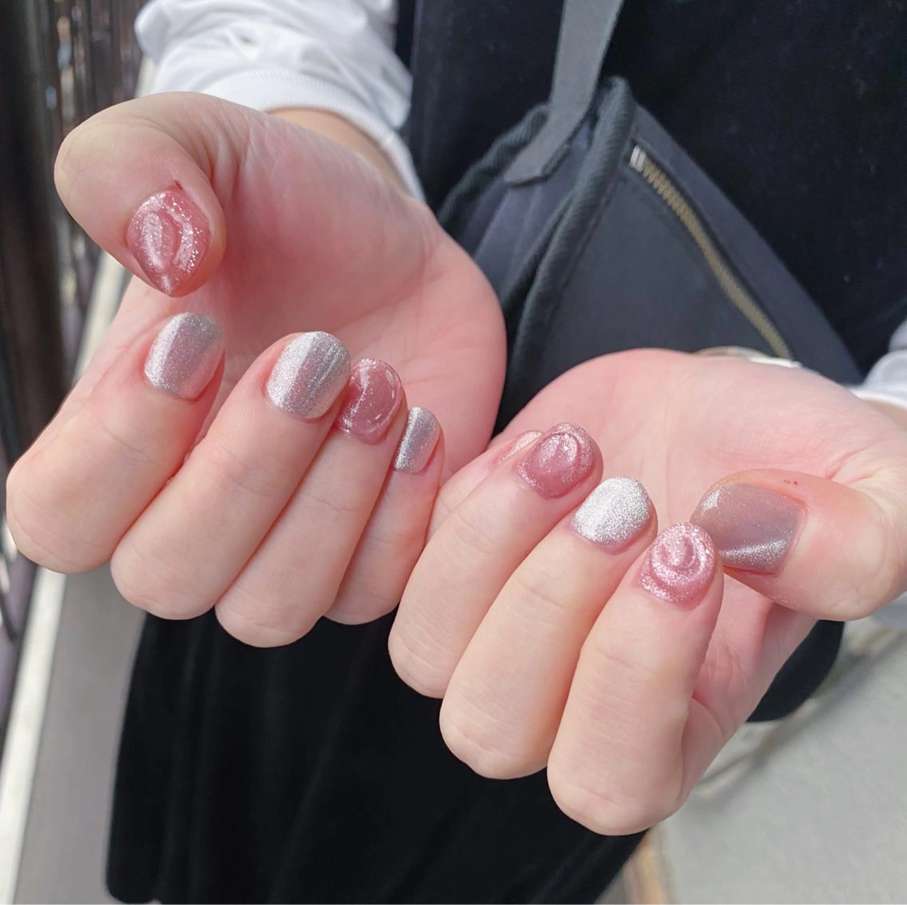 ネイル アートネイル オーロラネイル 韓国ネイル マグネットネイル ミラーネイル To Me Nail所属・🩵 mei🩵のネイルデザイン