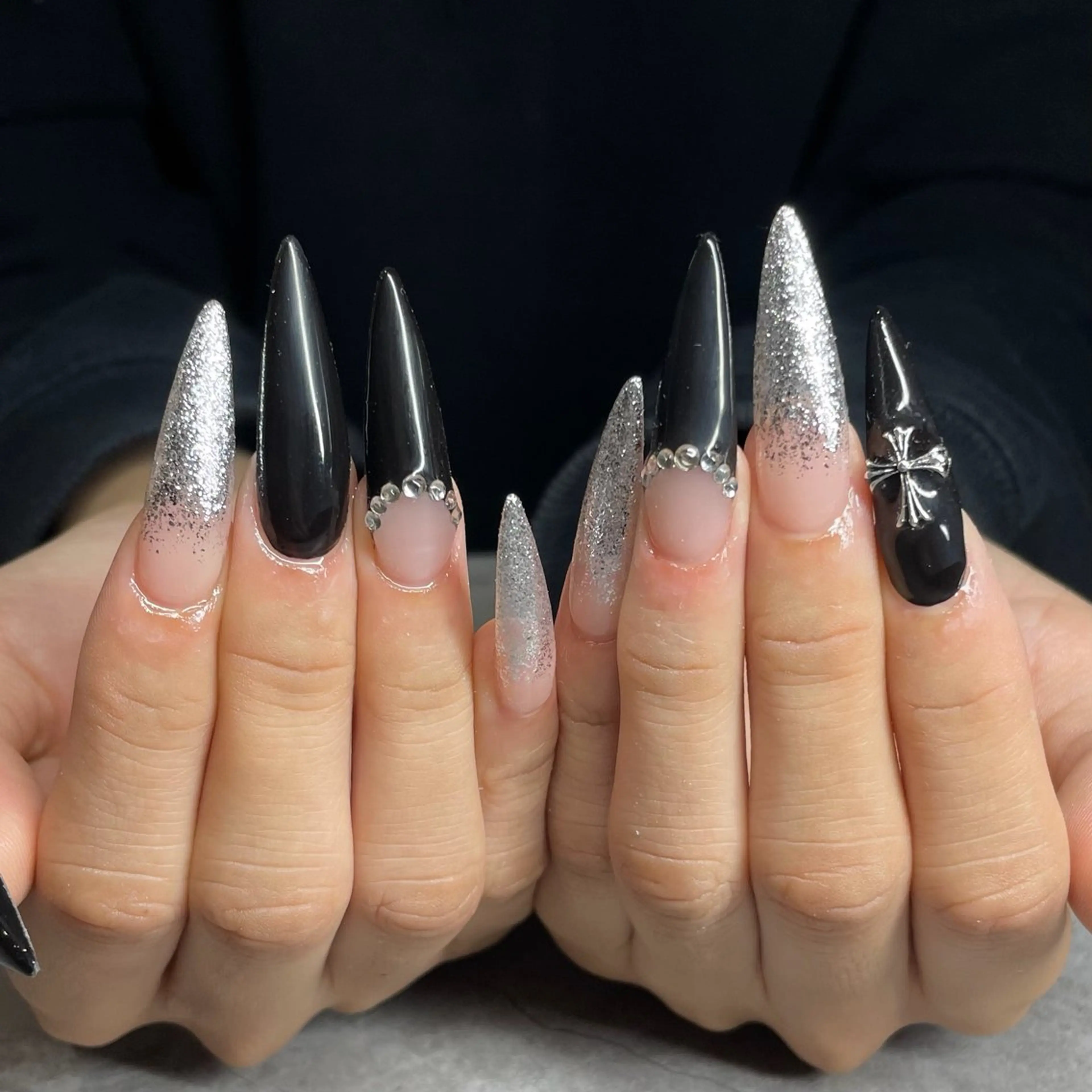 ネイル ハンドネイル IROHA NAIL Kurumi🪽🫧のネイルデザイン