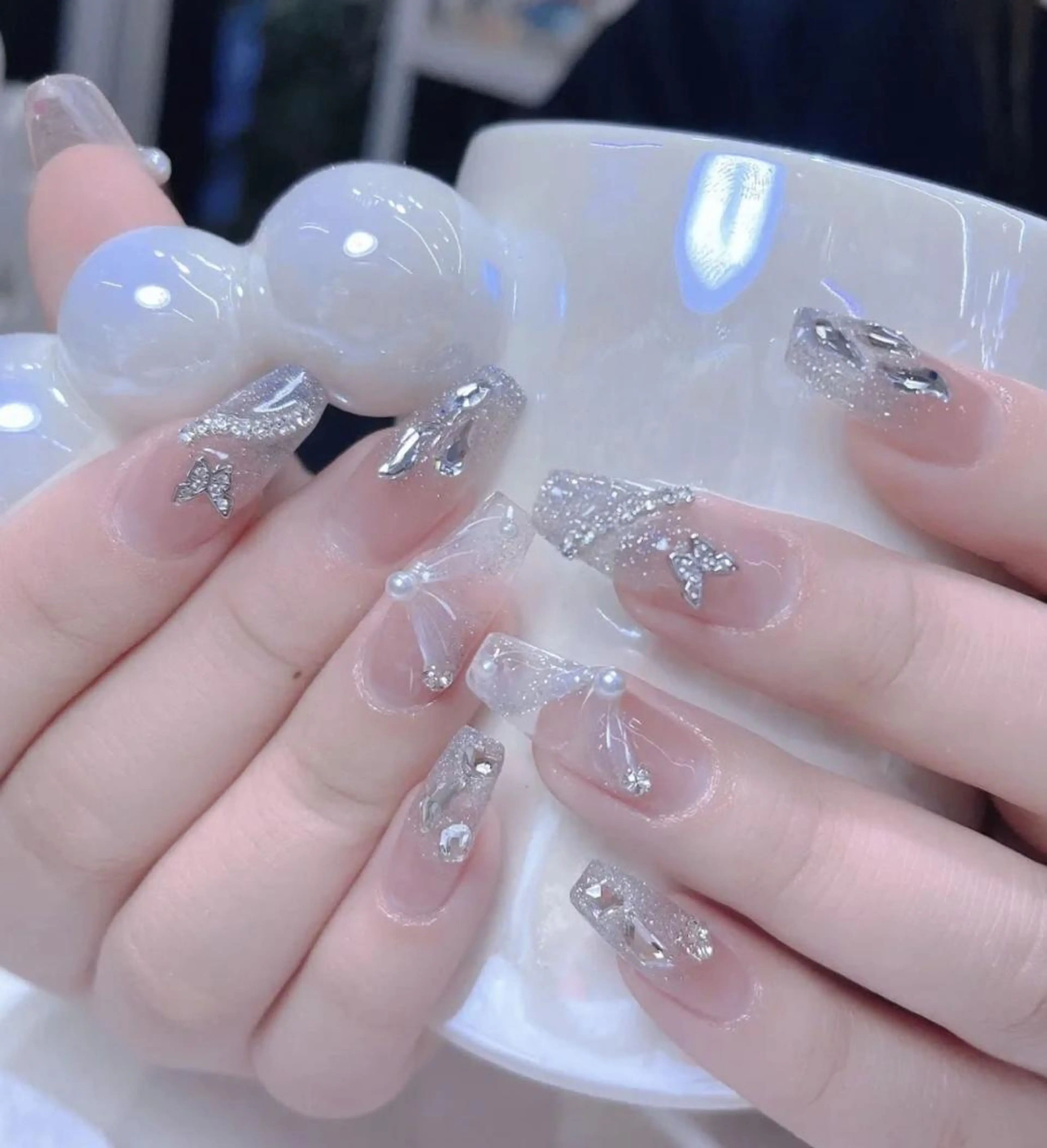 ネイル 長さ出し ネイルチップ Queens ひなのネイルデザイン