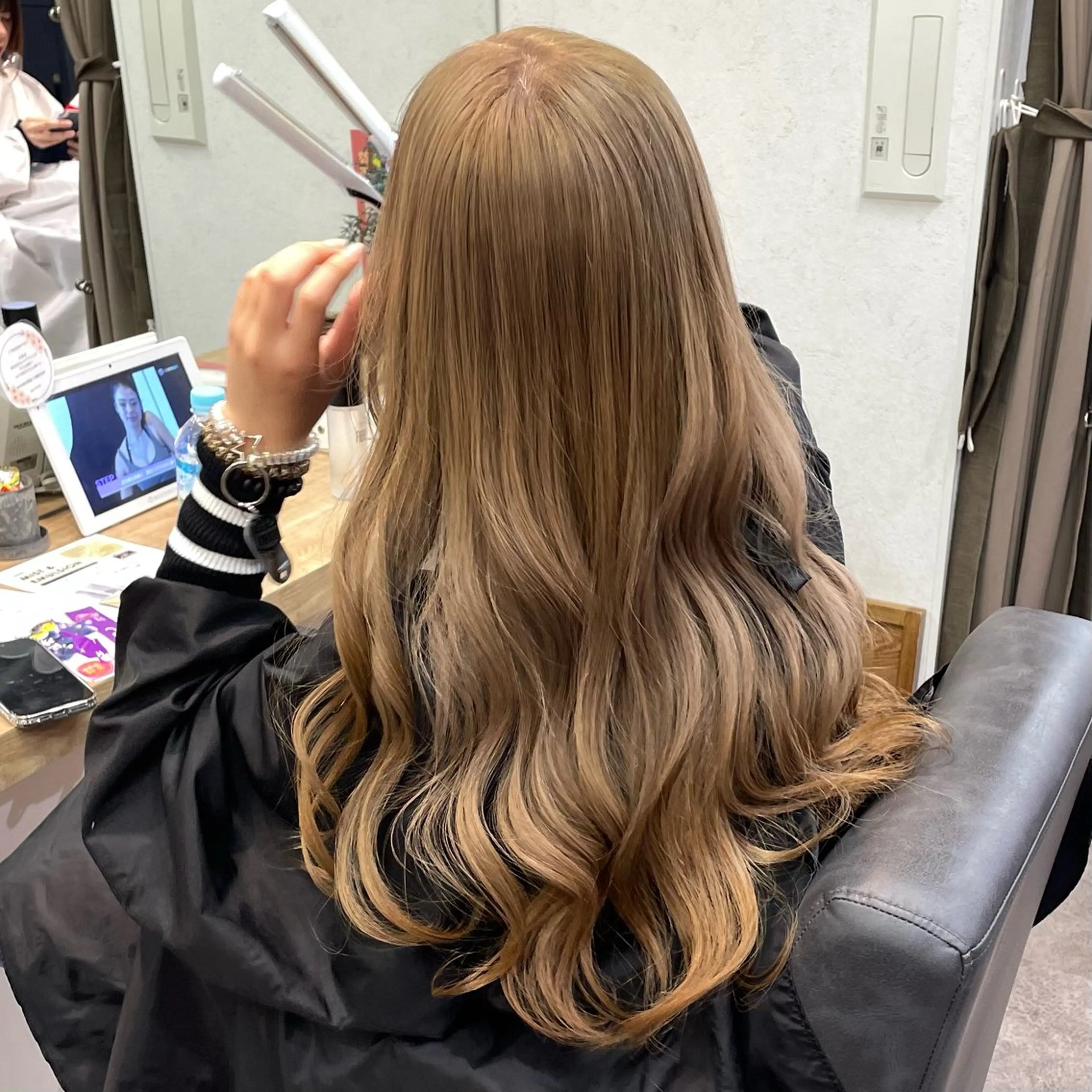 ヘアアレンジ ヘアセット 艶カラー🪡髪質改善 アレンジ🎀airiのヘアスタイル