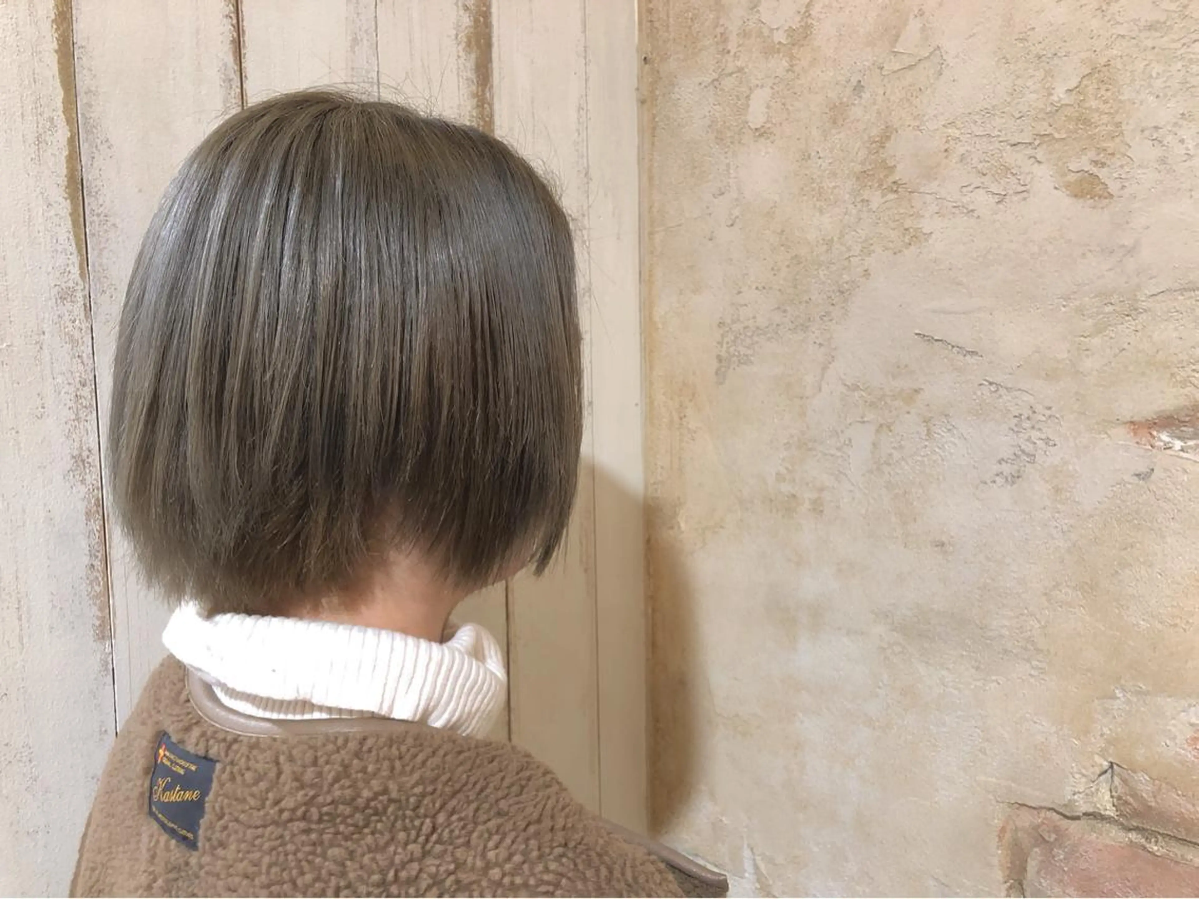 ショート カラー ブリーチ ケアブリーチ パ ルのヘアスタイル