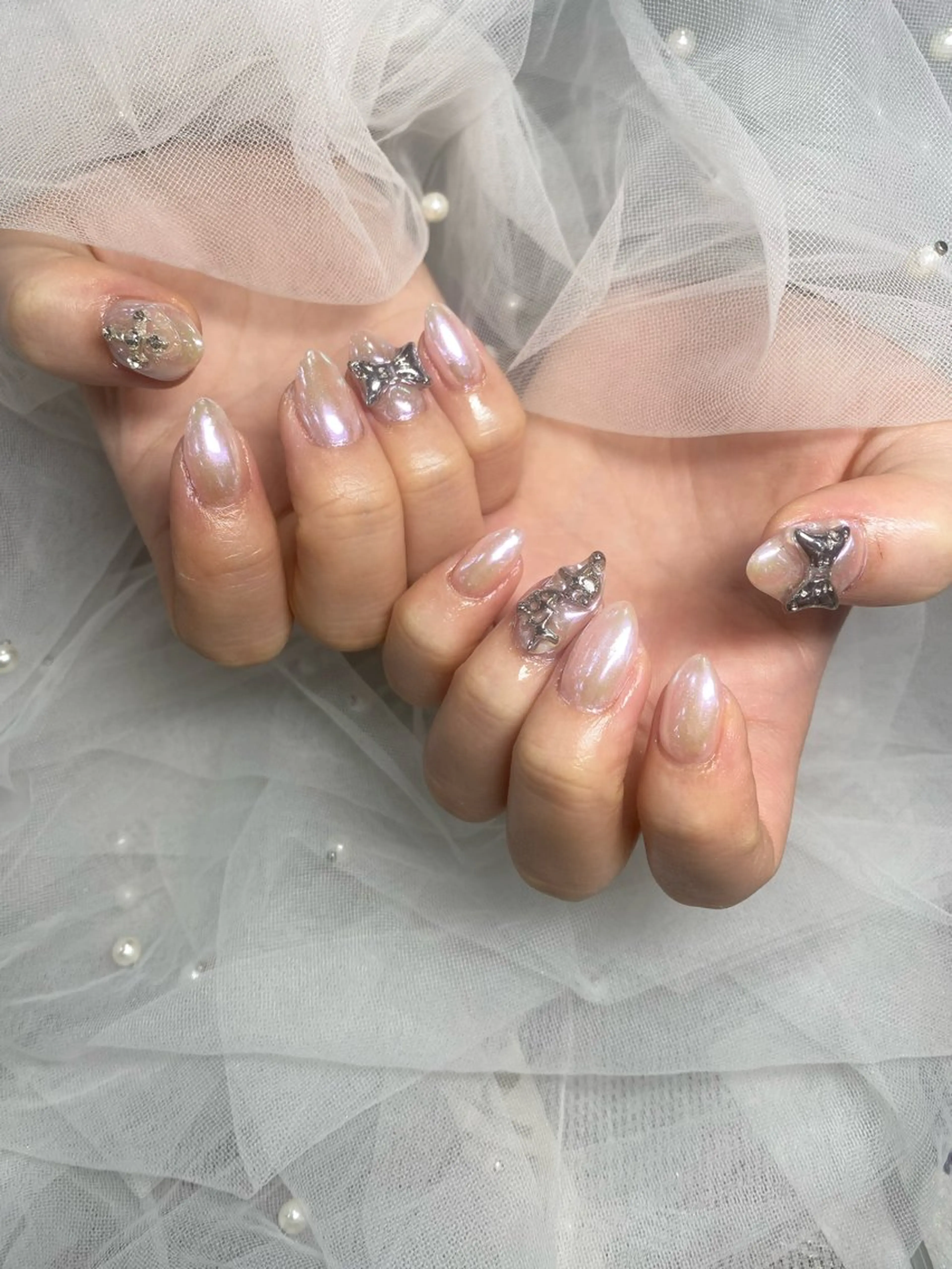 ネイル ミラーネイル 🦋✨ MARIKO✨🦋のネイルデザイン