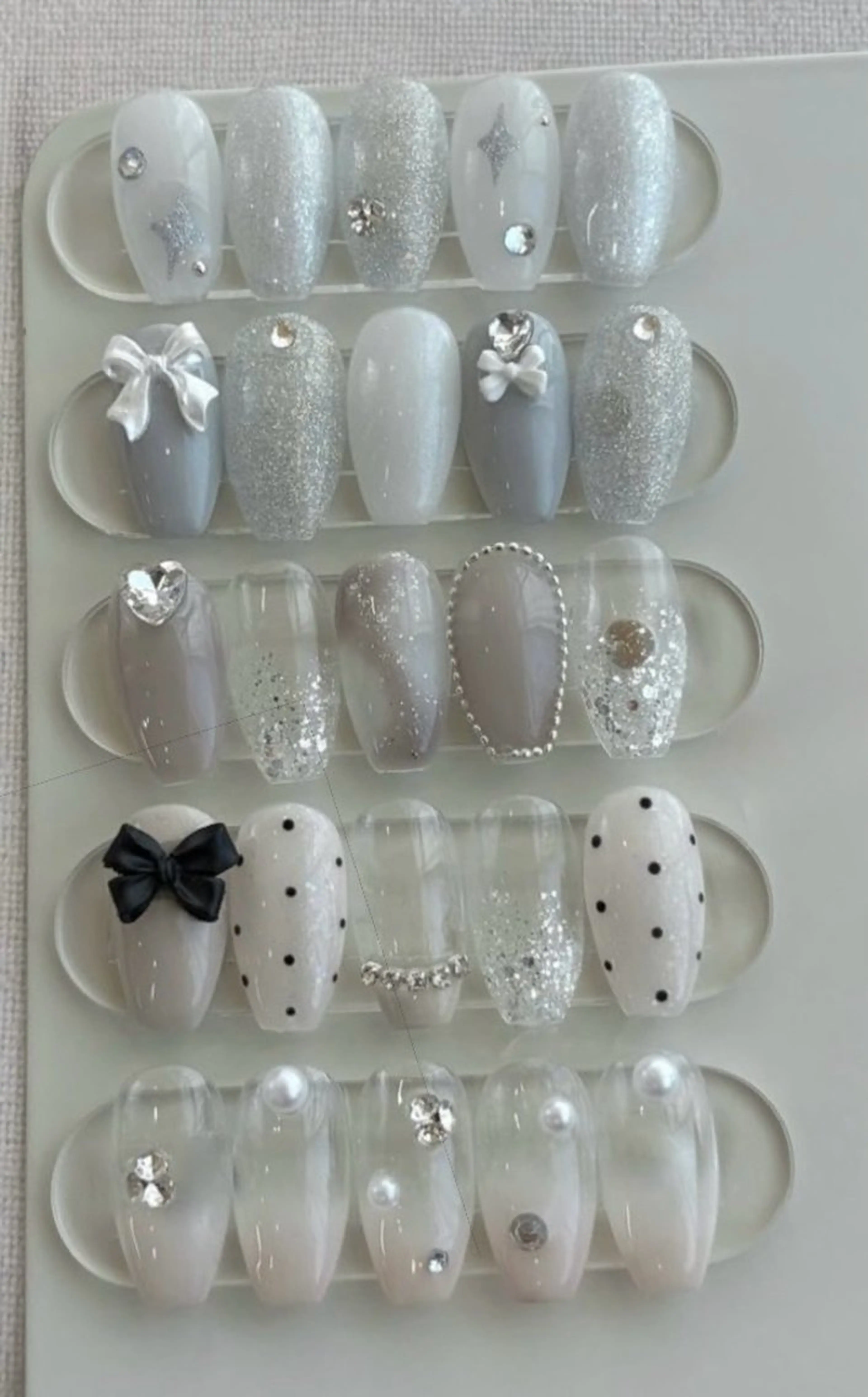 ネイル Ecrin nail ✨Yukiのネイルデザイン