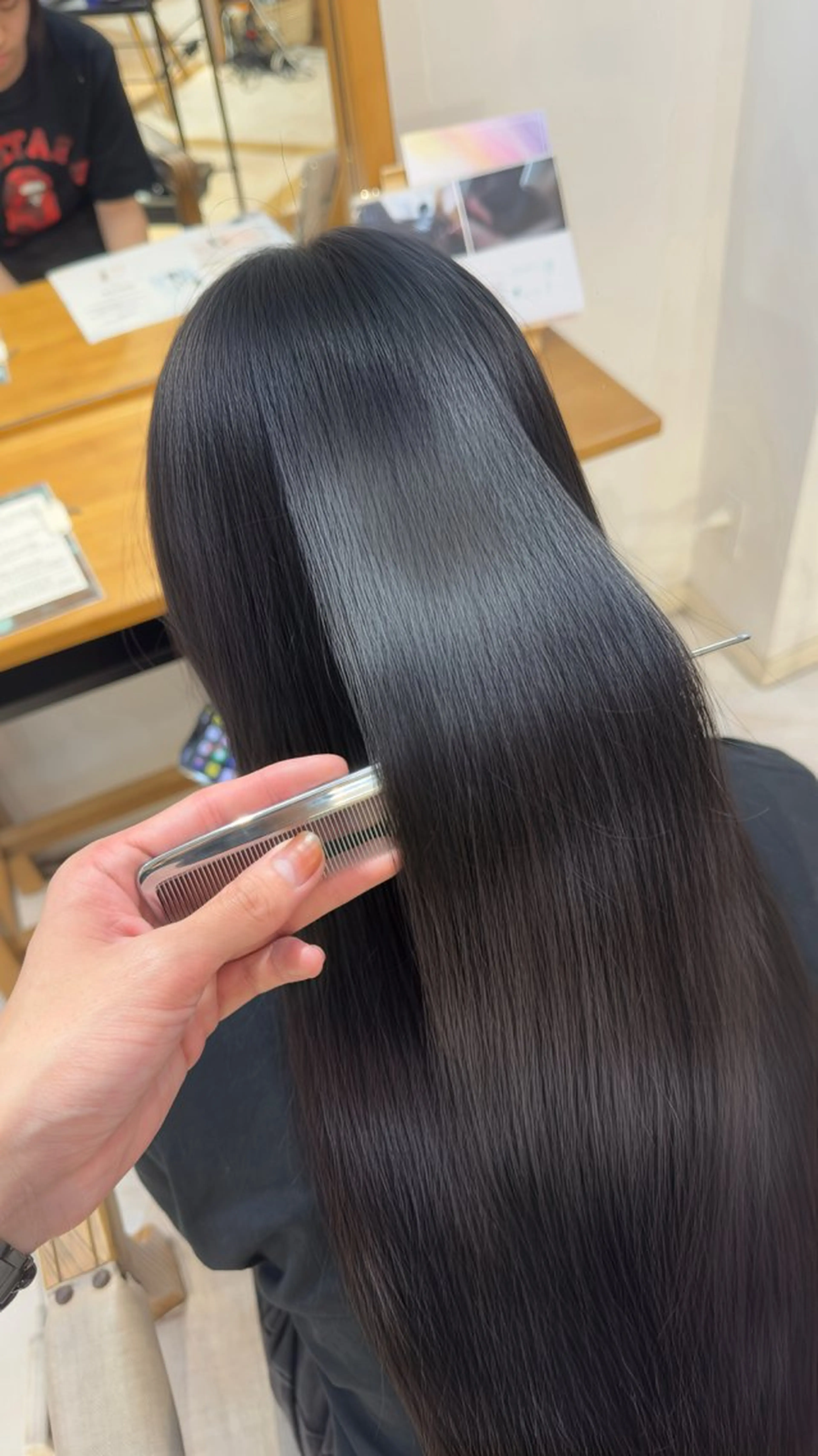 ロング カラー ヘアカラー トリートメント せいと/レイヤー/ ハイトーン/艶髪のヘアスタイル