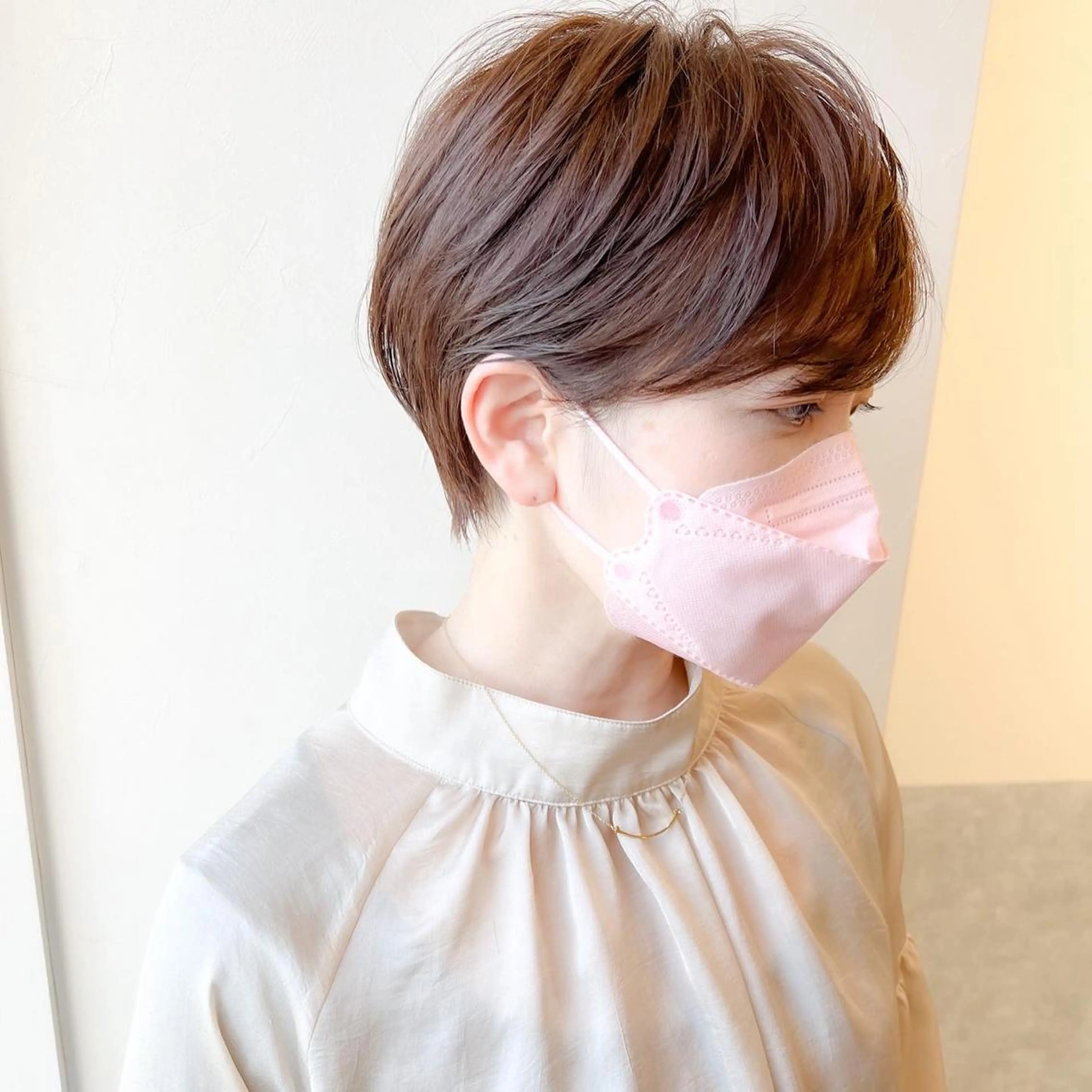 ショート カット パーマ コテ巻き風パーマ /志村大成のヘアスタイル