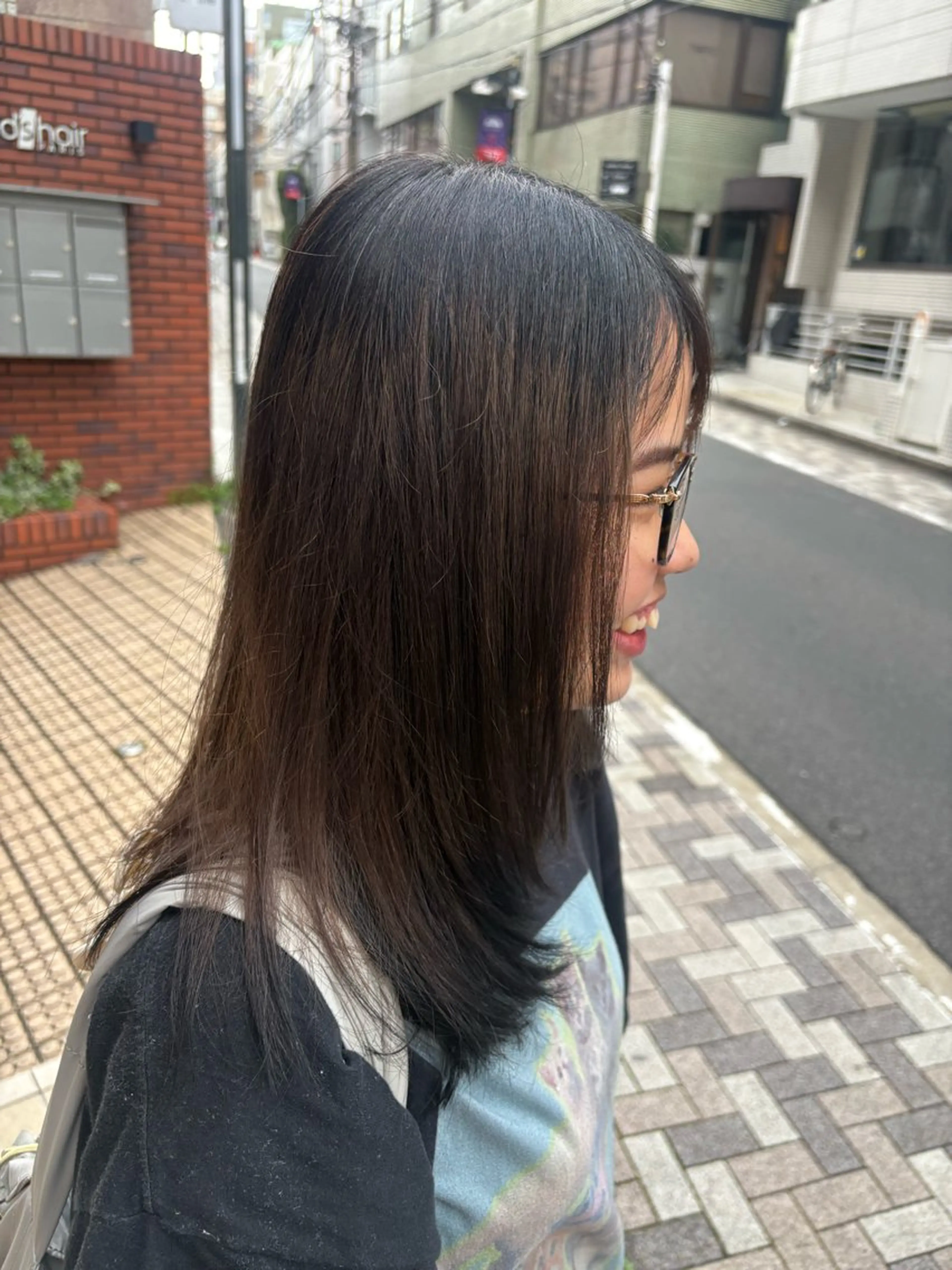 ロング カラー 江口 花のヘアスタイル