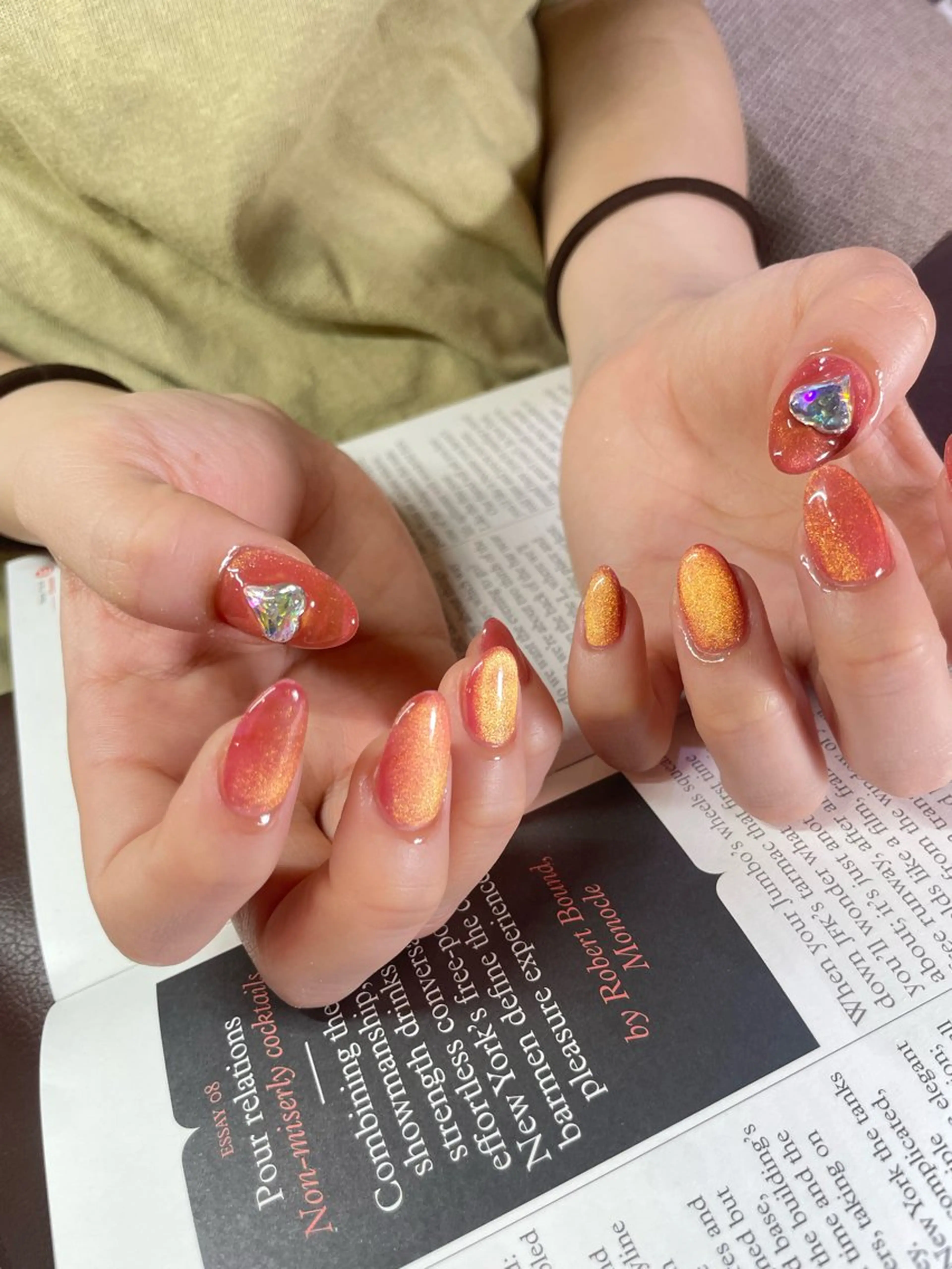 ネイル マグネットネイル ハンドネイル 🫧Sunrich lu🤍のネイルデザイン