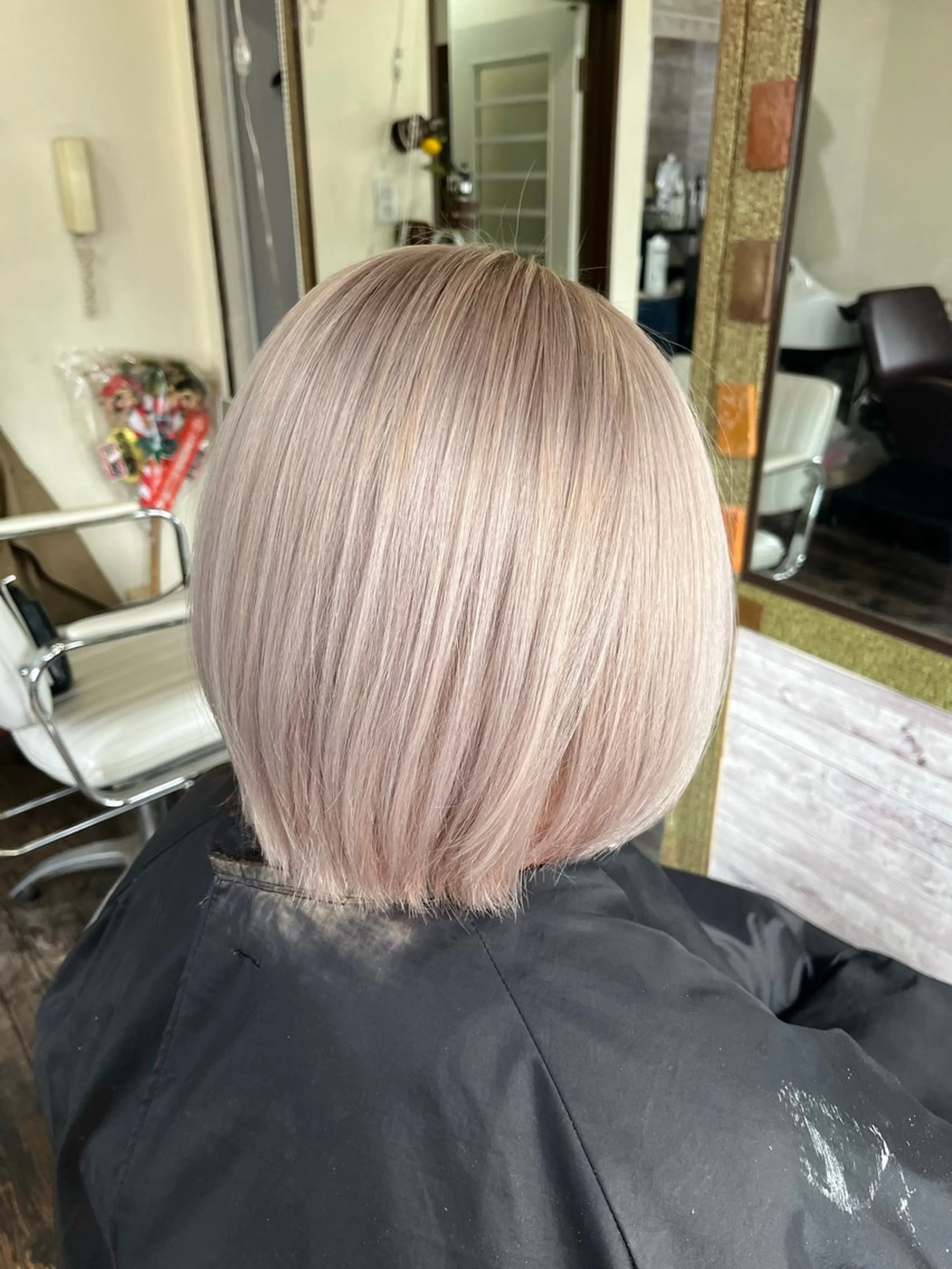 ショート カラー 渡辺 健太のヘアスタイル