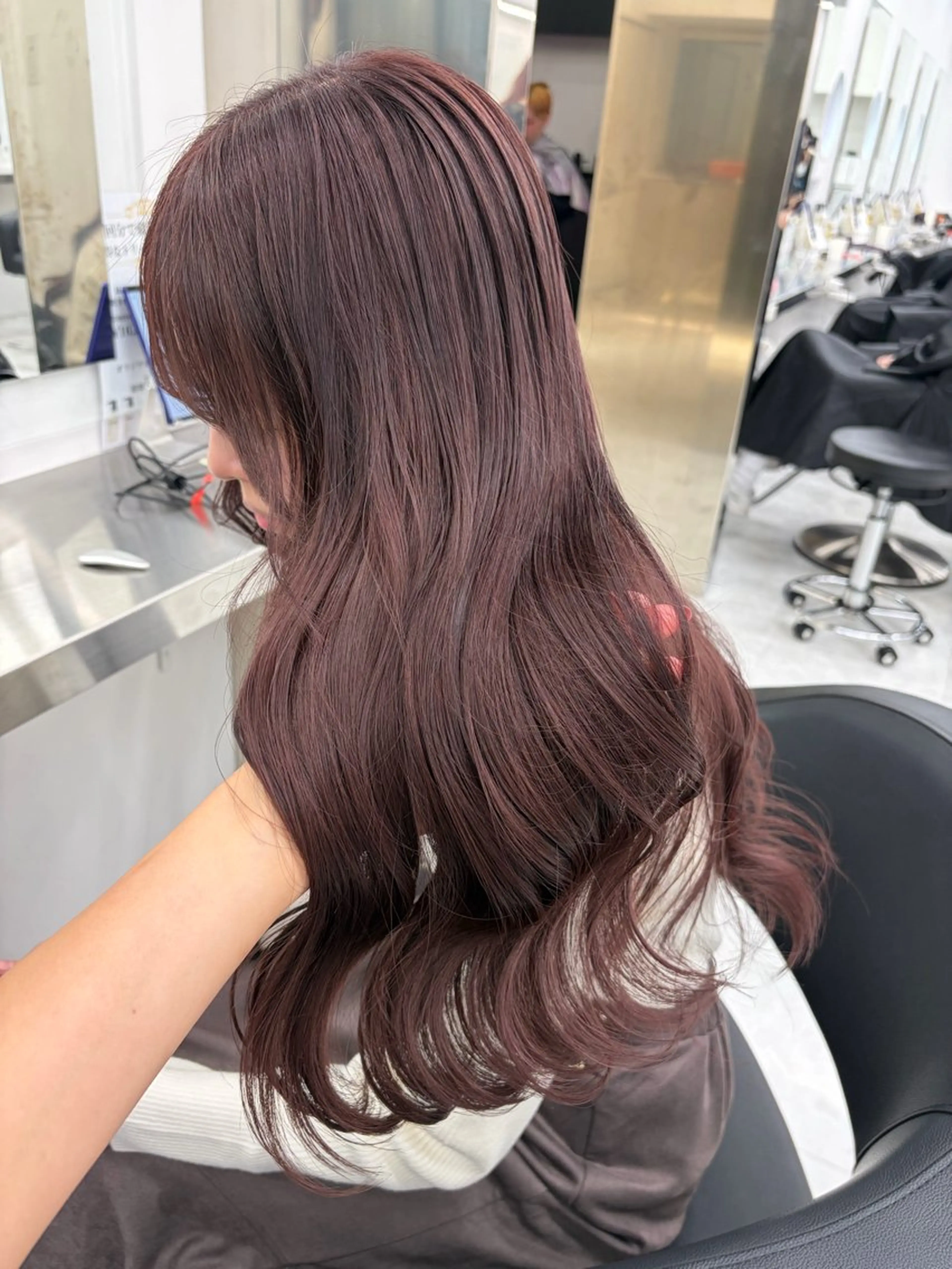 ロング カット ヘアカラー トリートメント ヘアセット 💗韓国暖色ヘア NO.1💗🪽のヘアスタイル