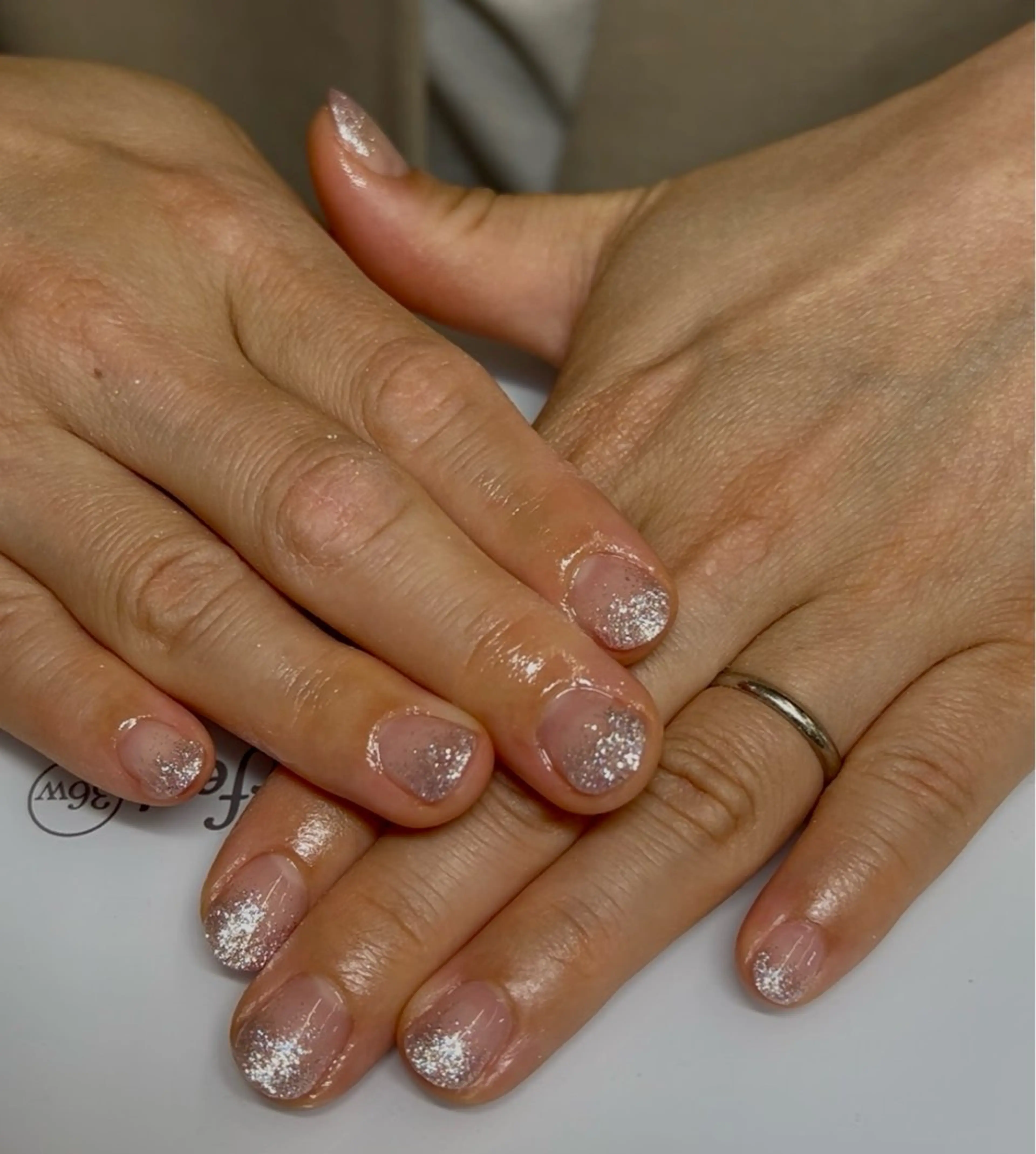 ネイル グラデーション ラメ(グリッター) ラメグラデーション AIushe平井店 ななみのネイルデザイン